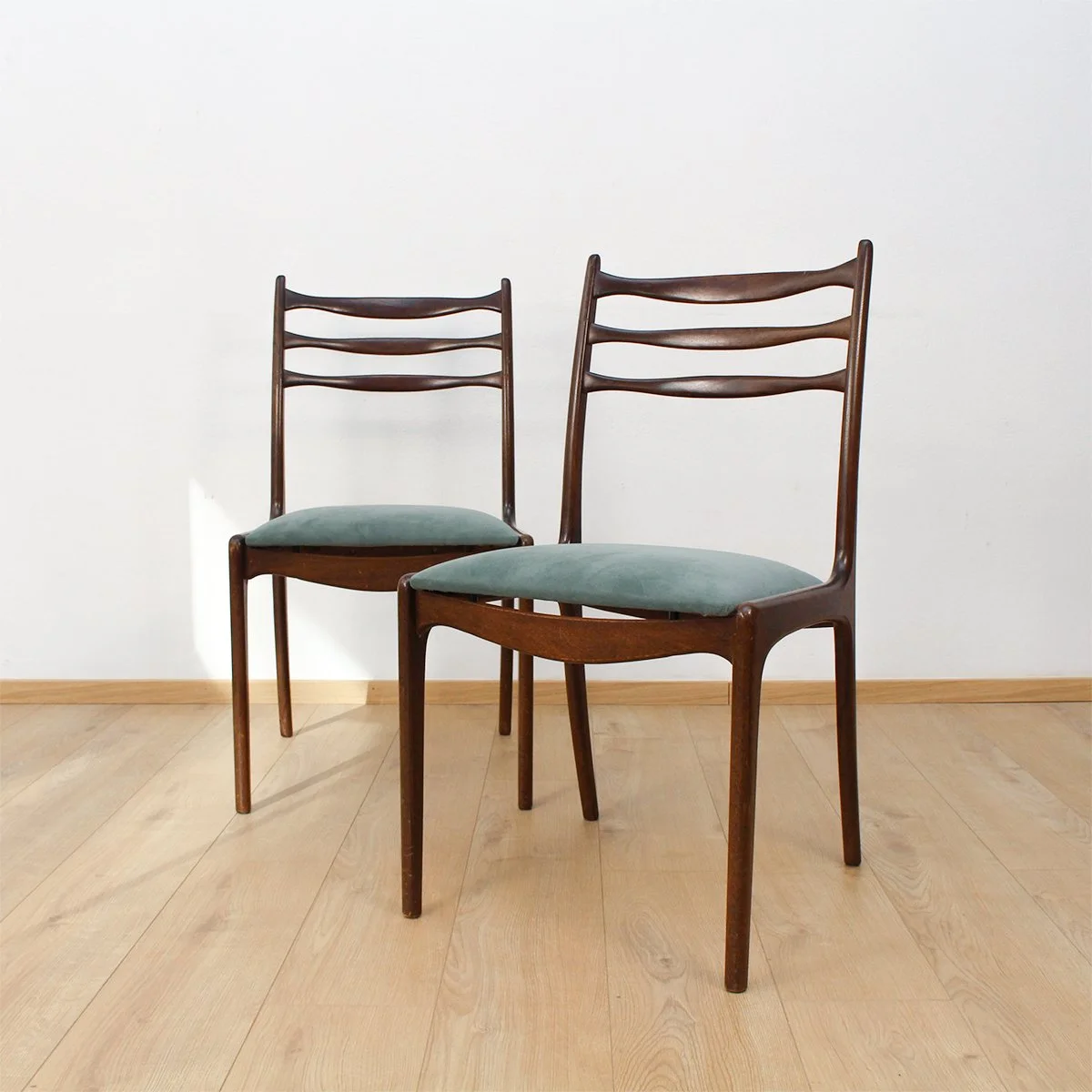 2er-Set Holz-Stühle von Wiesner-Hager