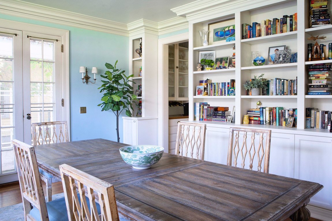 built+in+bookshelves+traditional+dining+room.jpg