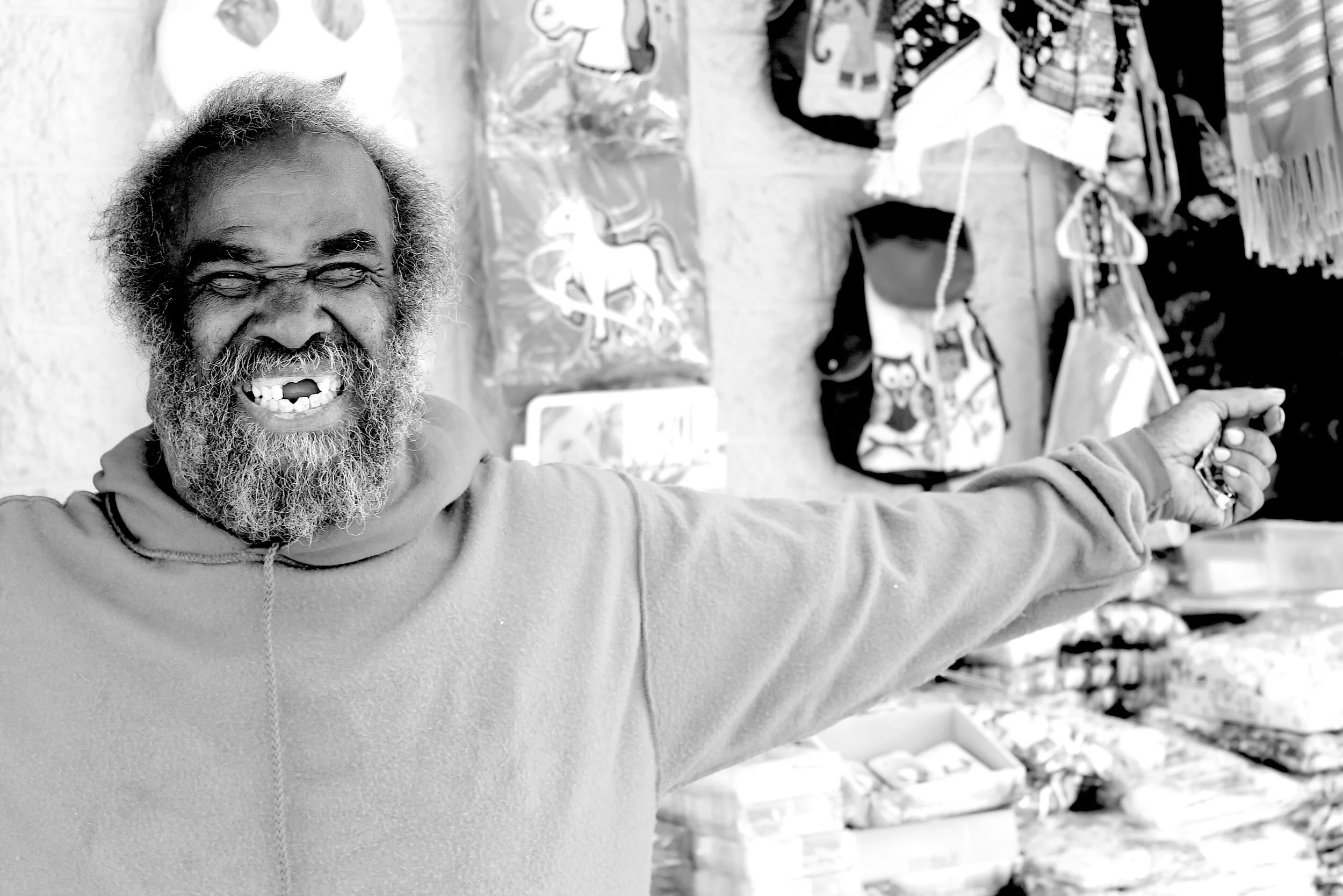 Bobby McGowan #photographer #stuntdriver #videographer #saucedistrict #blogger #fashion #bobbymcgowan street photography Jaded LA #jadedla #flowers #food