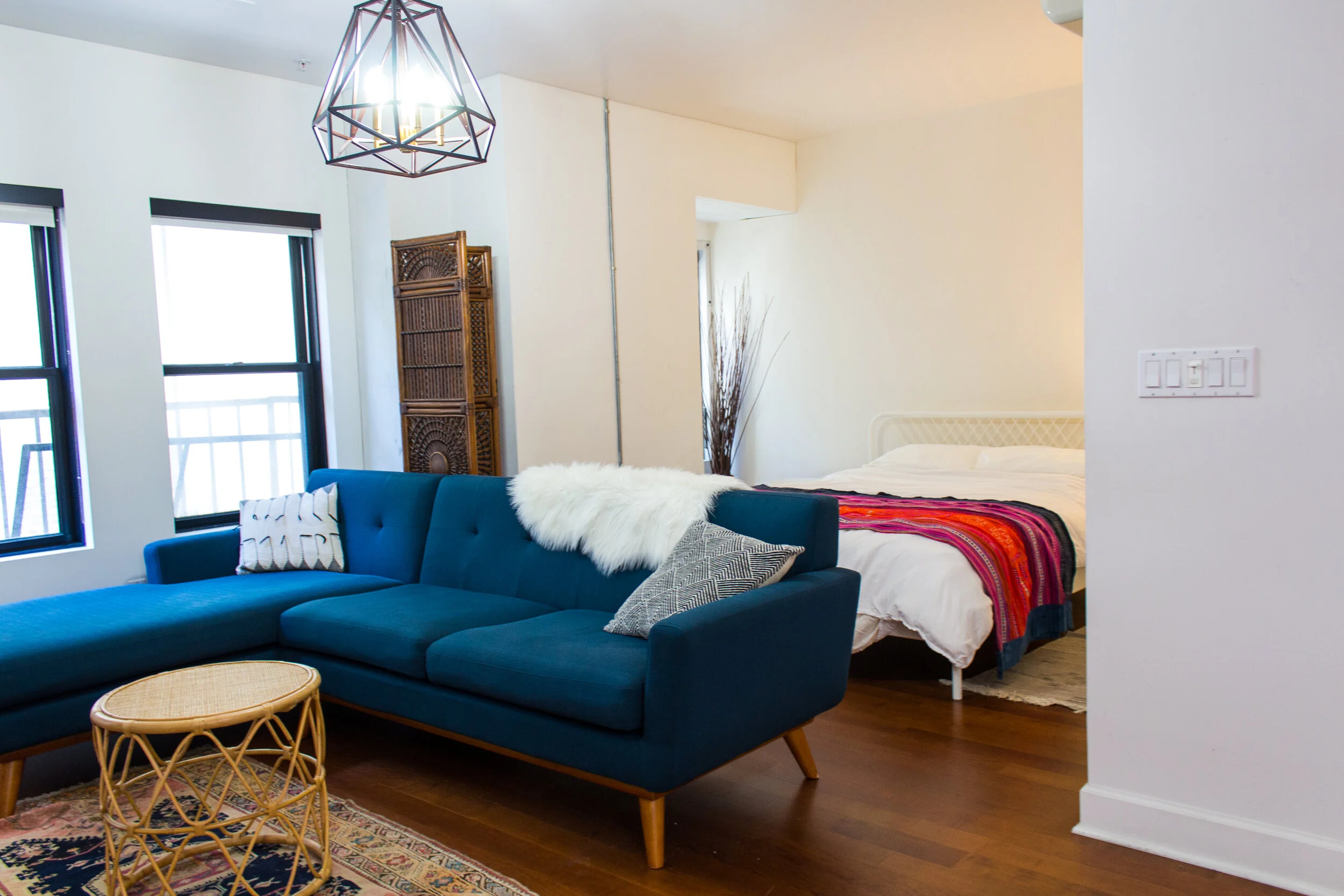 Bobby McGowan #photographer #stuntdriver #videographer #saucedistrict #blogger #fashion #bobbymcgowan street photography Jaded LA #jadedla #flowers #food #travel #perspectiveart