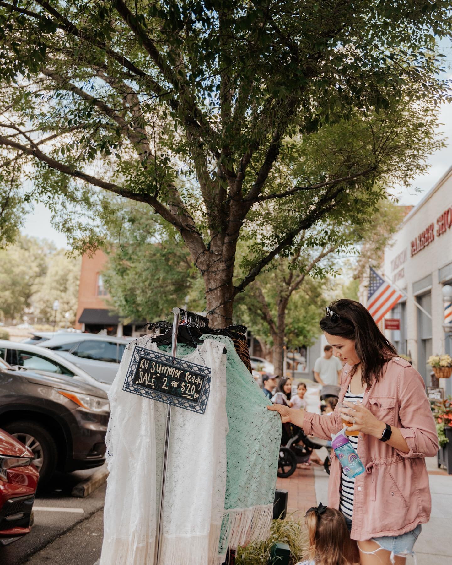 Happy Saturday! ☀️ ⁣
⁣
The sun is out, the shops are open, and we are ready for you to experience all Downtown Norcross has to offer. ⁣
⁣
Tag a friend who needs to see all the weekend deals ‼️⁣
⁣
#downtownnorcross #norcross #deals #saturdayshopping #