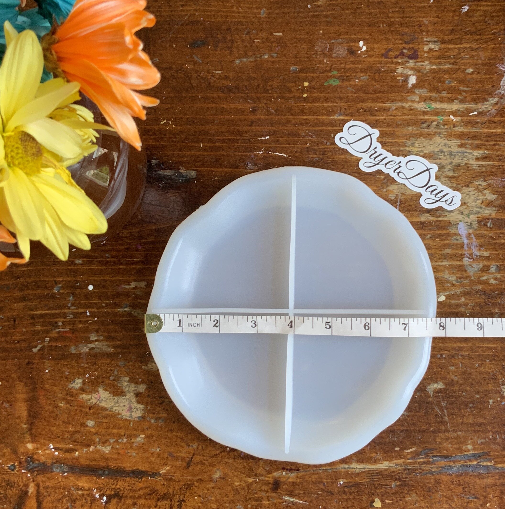 Round dish mold size.jpeg