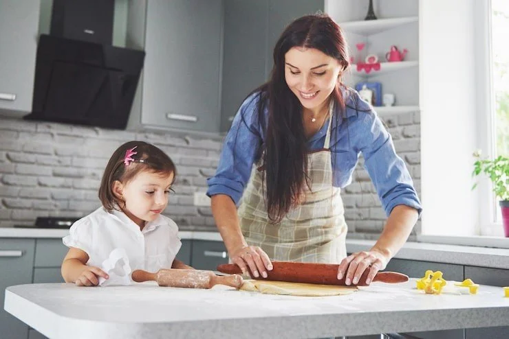 What Are Nanny Housekeeper Services and Who Needs Them?