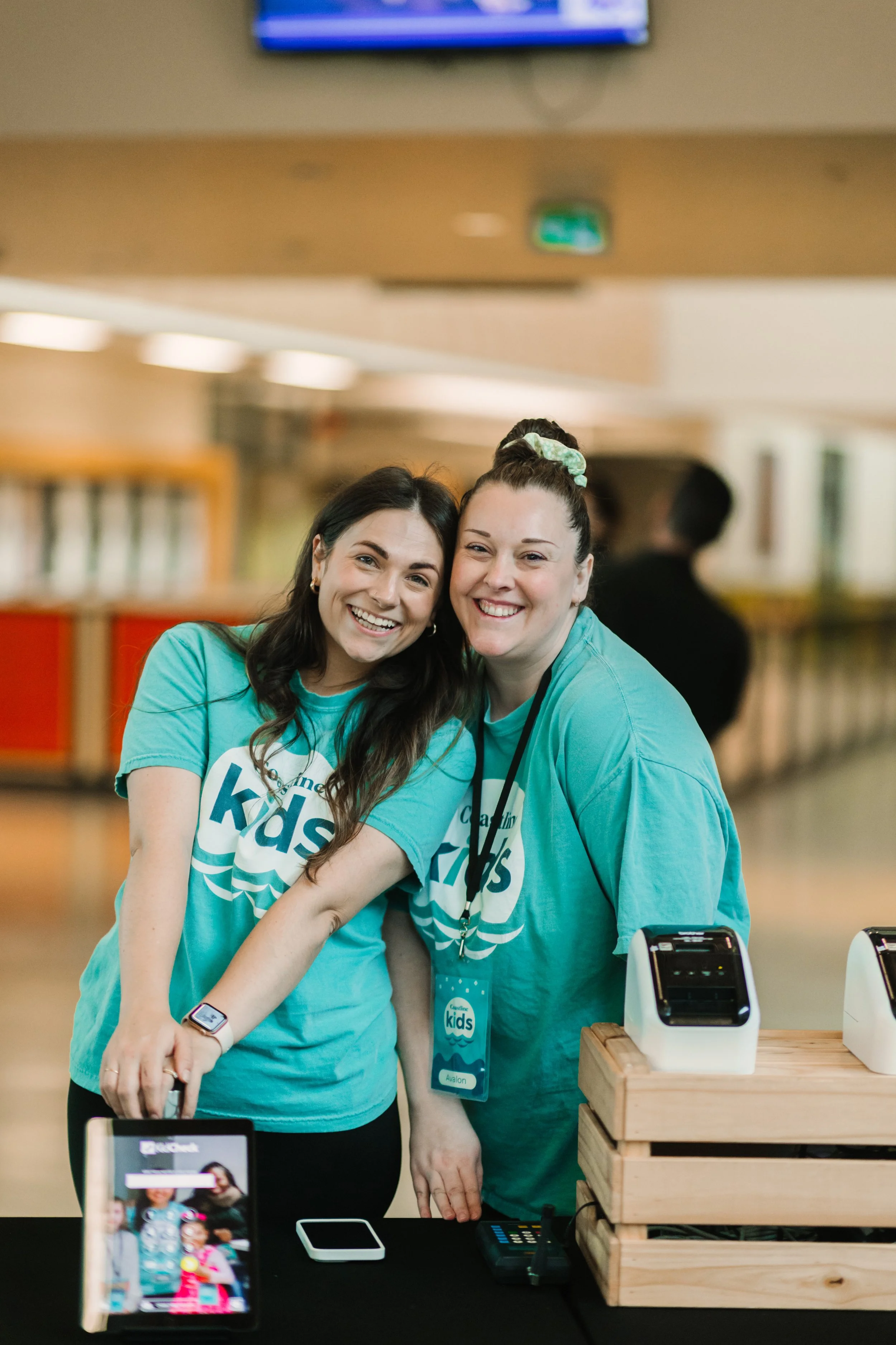 Coastline Church kids team are ready to welcome families and kids to church every Sunday during our services. We meet every Sunday at 10am at 4355 Jingle Pot Rd // Island ConnectEd School. 