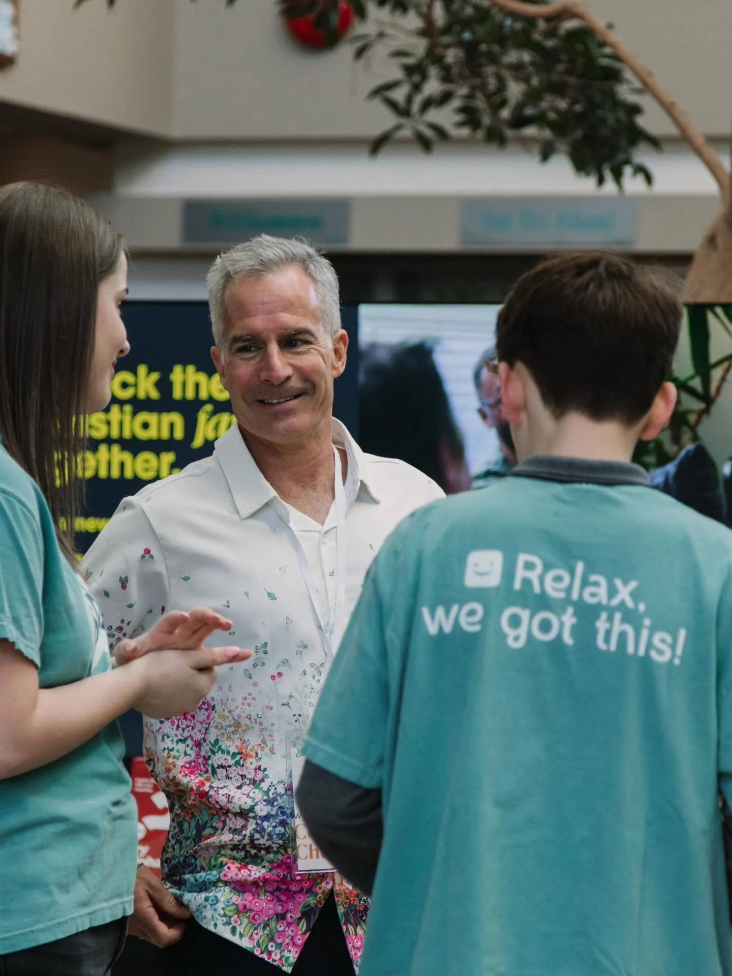 Coastline Church is ready to welcome families and individuals of all ages to Coastline Church every Sunday. Everyone is welcome and everyone can belong. At our church services you can expect inspiring worship, engaging Bible-based sermons and an atmo