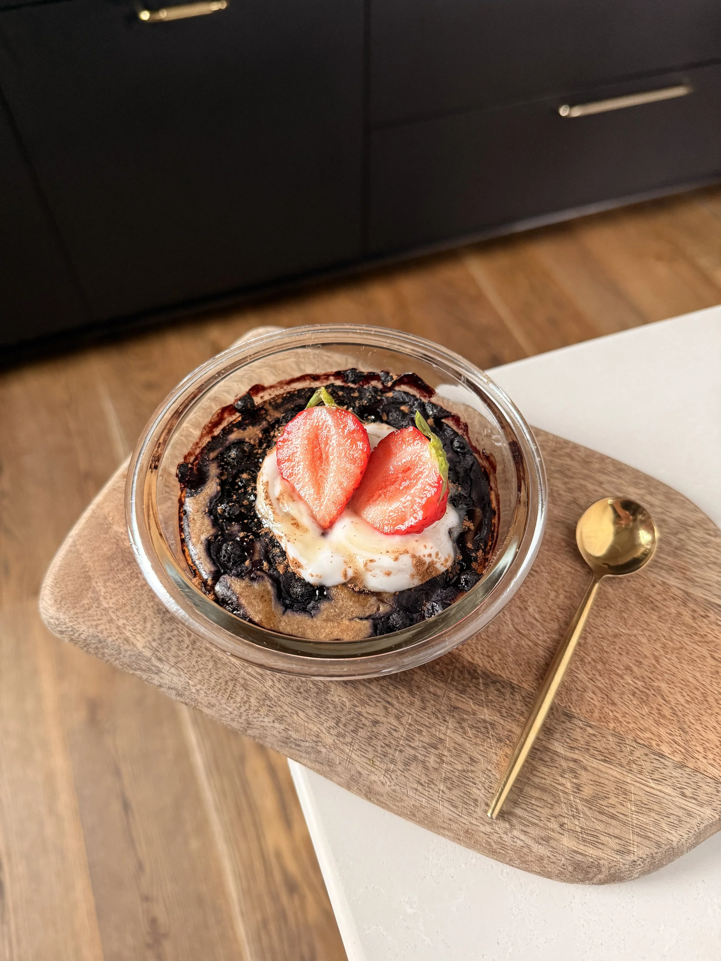 KEPTOS AVIŽOS SU MĖLYNĖMIS