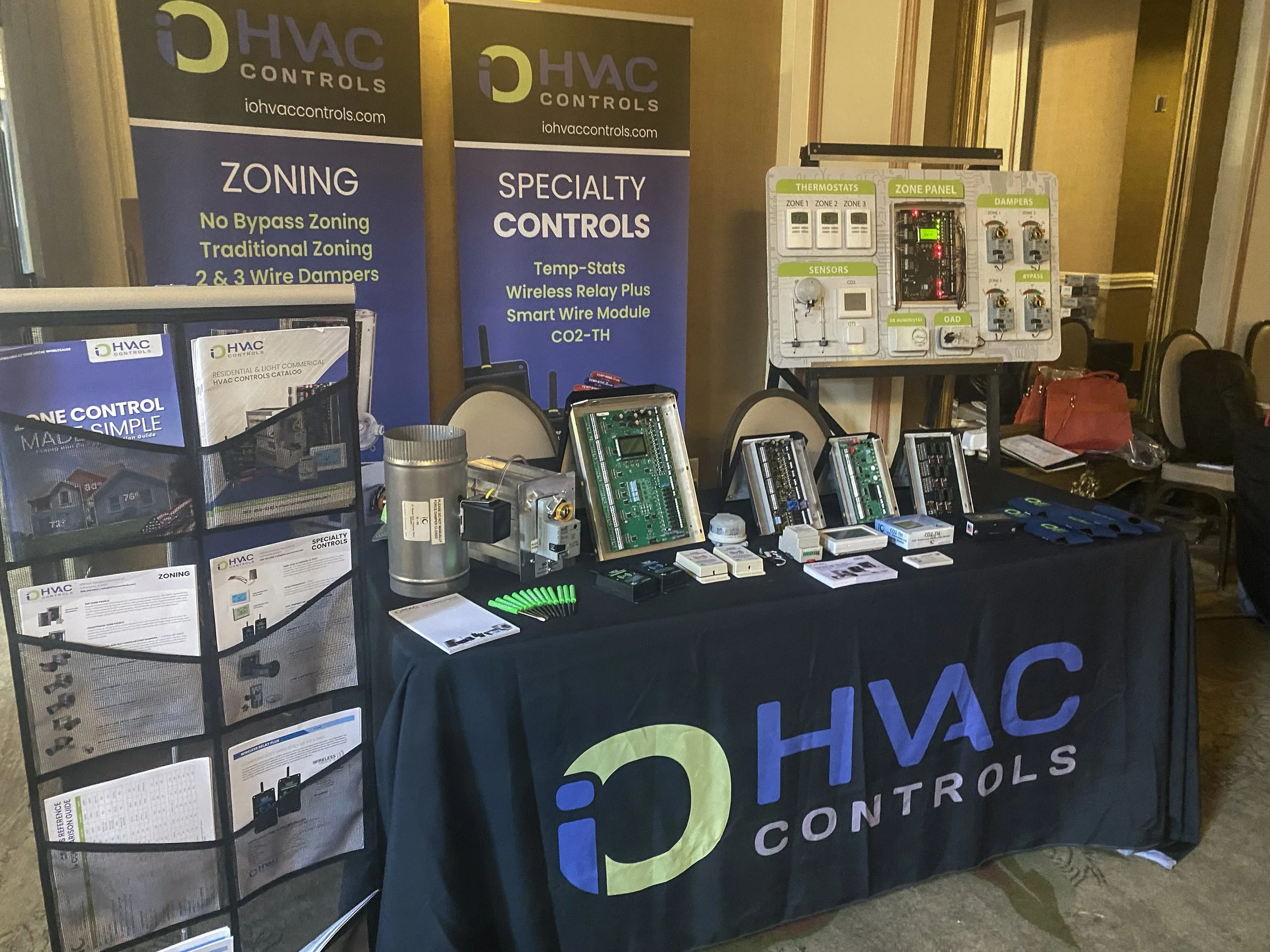 iO HVAC Trade Show2.jpg