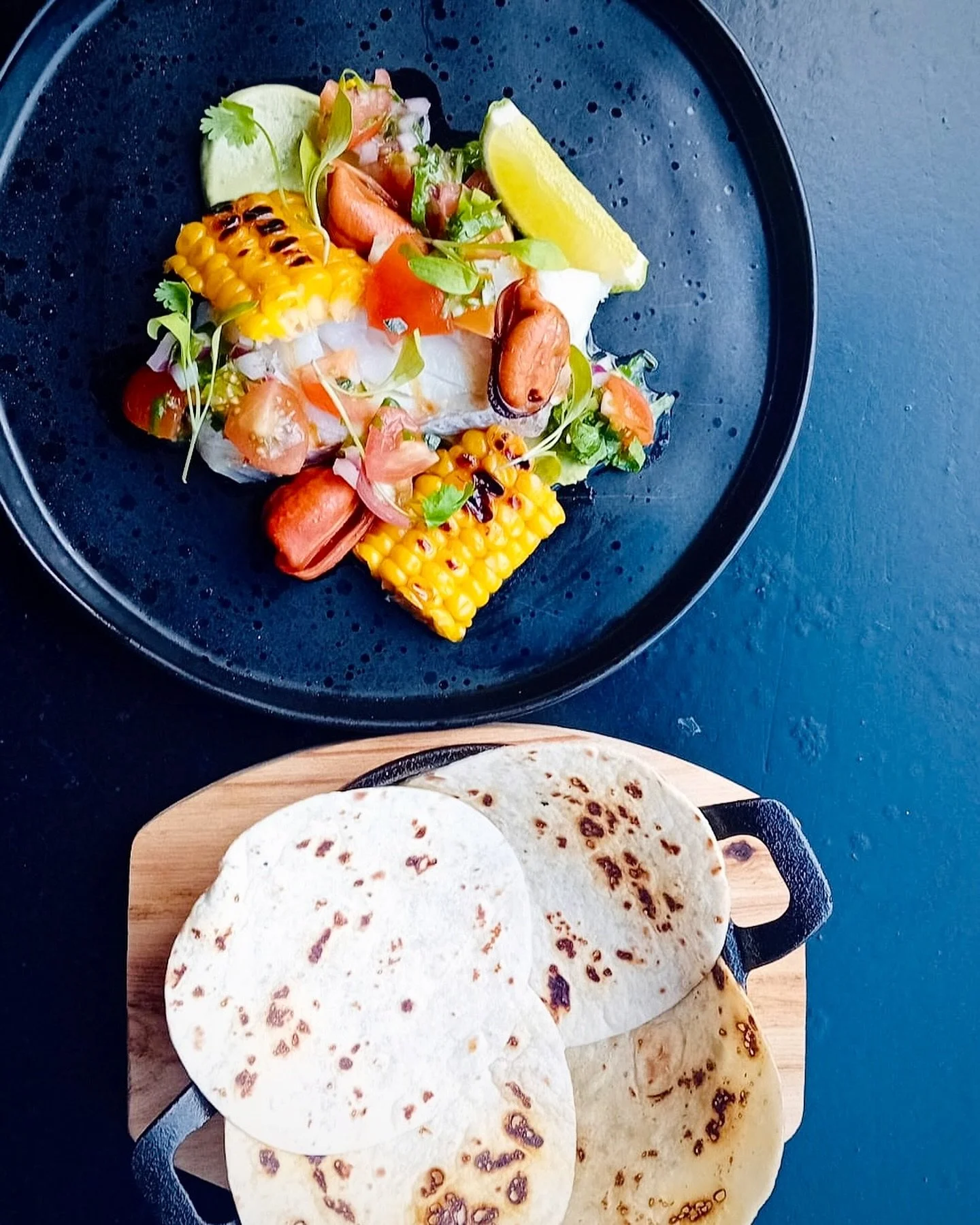 Viva La Mexico 🌞

You not on your holidays yet? Well we&rsquo;re bringing it to you! Here&rsquo;s our Day Boat fish today. 😙👌🏻Our Head Chef @stuggy89 is not only a cracking cook but also a secret Se&ntilde;or fot&oacute;grafo.

Fish Taco
BBQ Pete