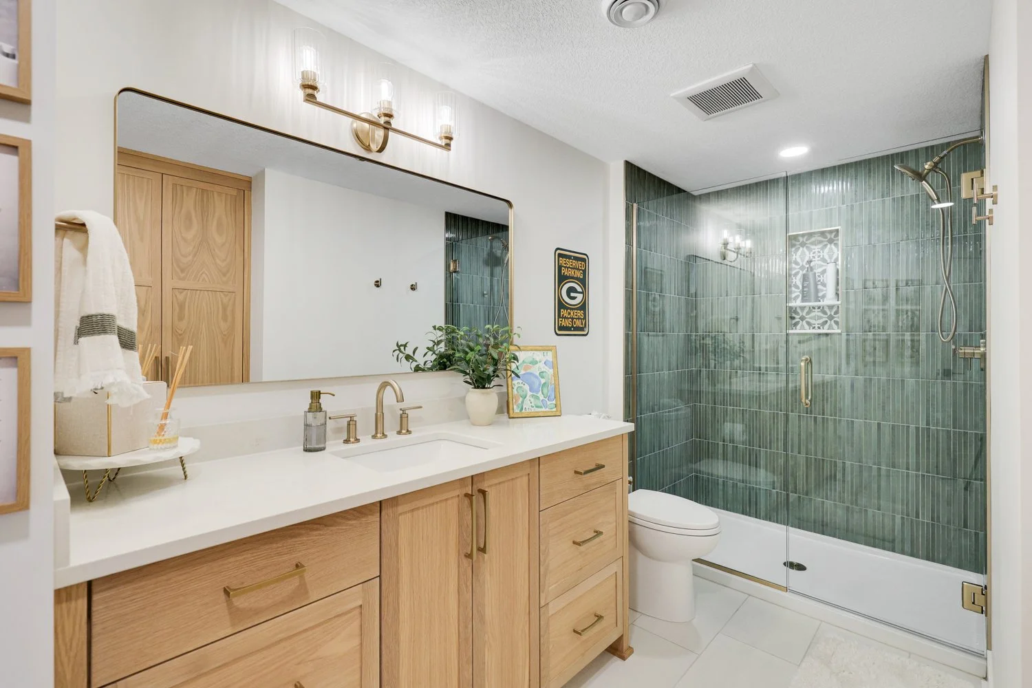 Chanhassen Basement Remodel and Finish (43).jpg