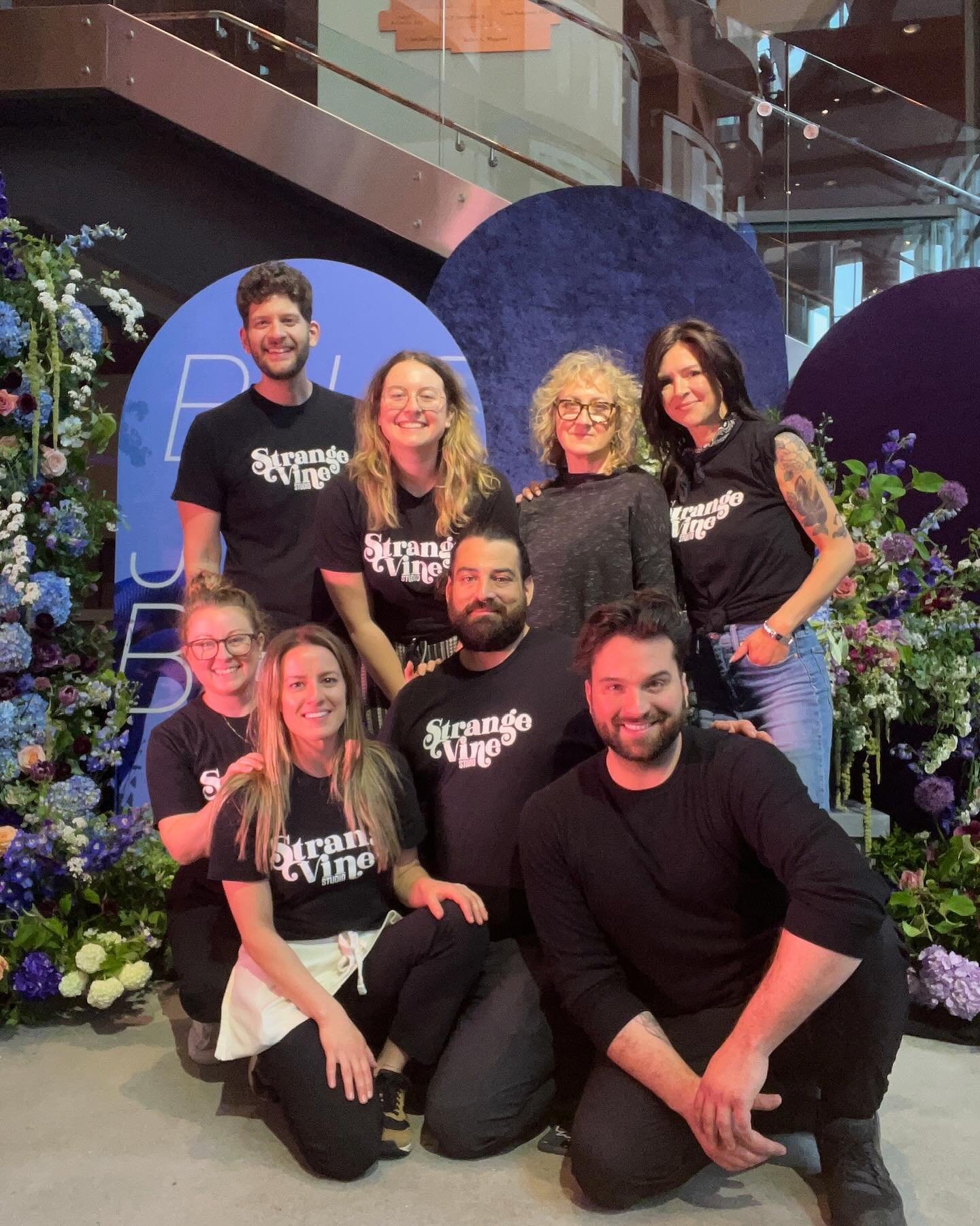 Testing out our photo moment with the team ➡️➡️ thank you for helping us make @cfbnj Blue Jean Ball 2024 gorgeous!!!

@jessieweaver @joelleepeterson @budandblooms @floraanddean @oaf7724 @therealcodylaf @chillydog @hopee.vine 

@njpac