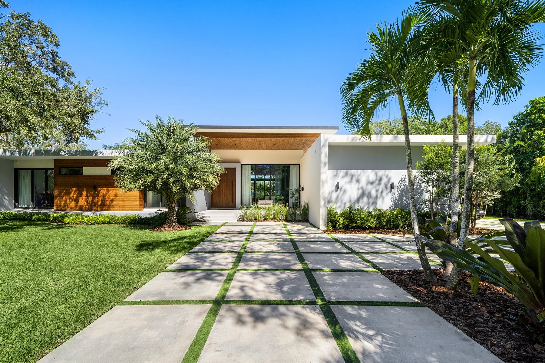 7825 SW 128th_1oakstudios_06.jpg