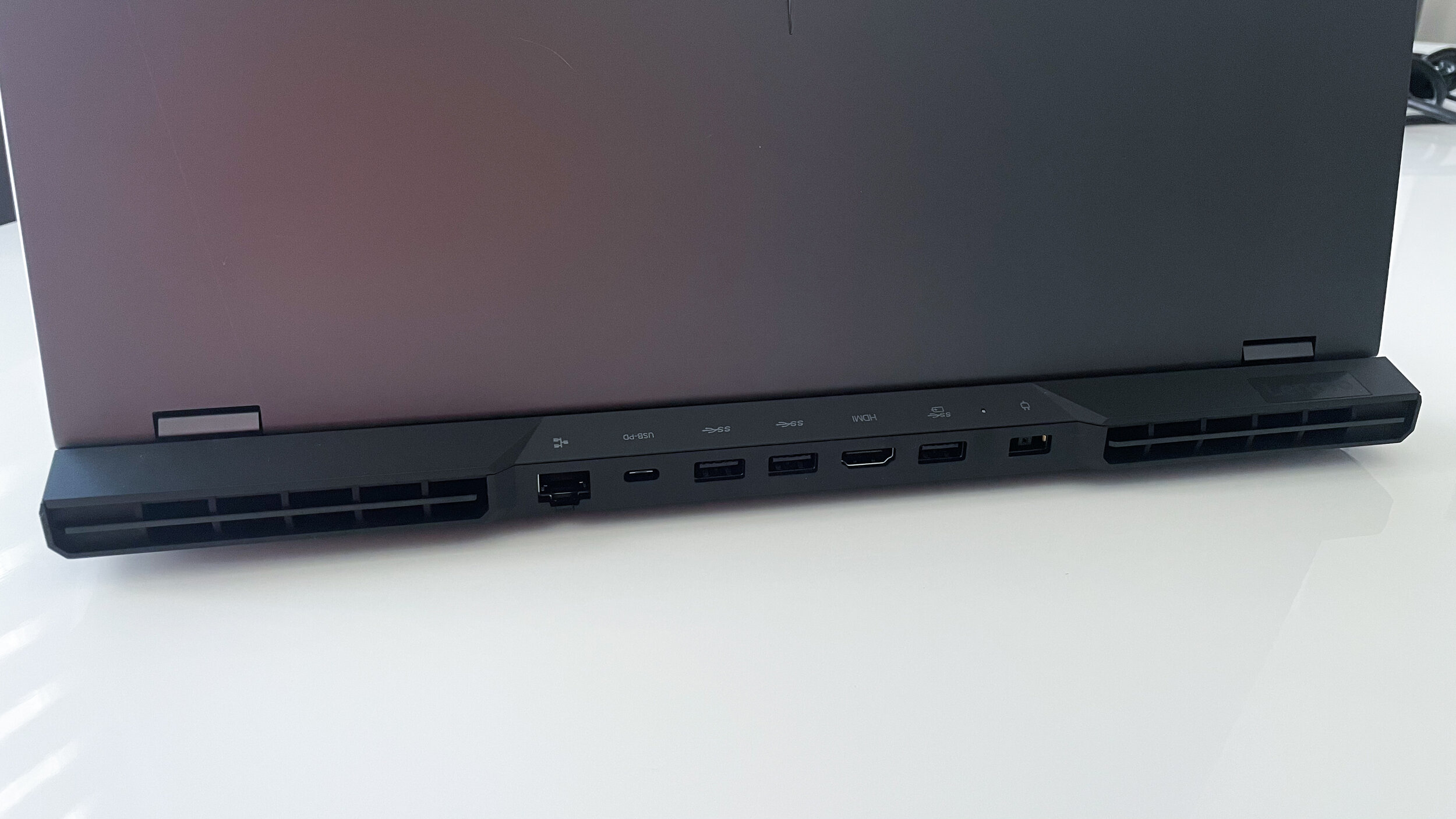 Lenovo Legion 5 Back Ports with Hinge.jpg