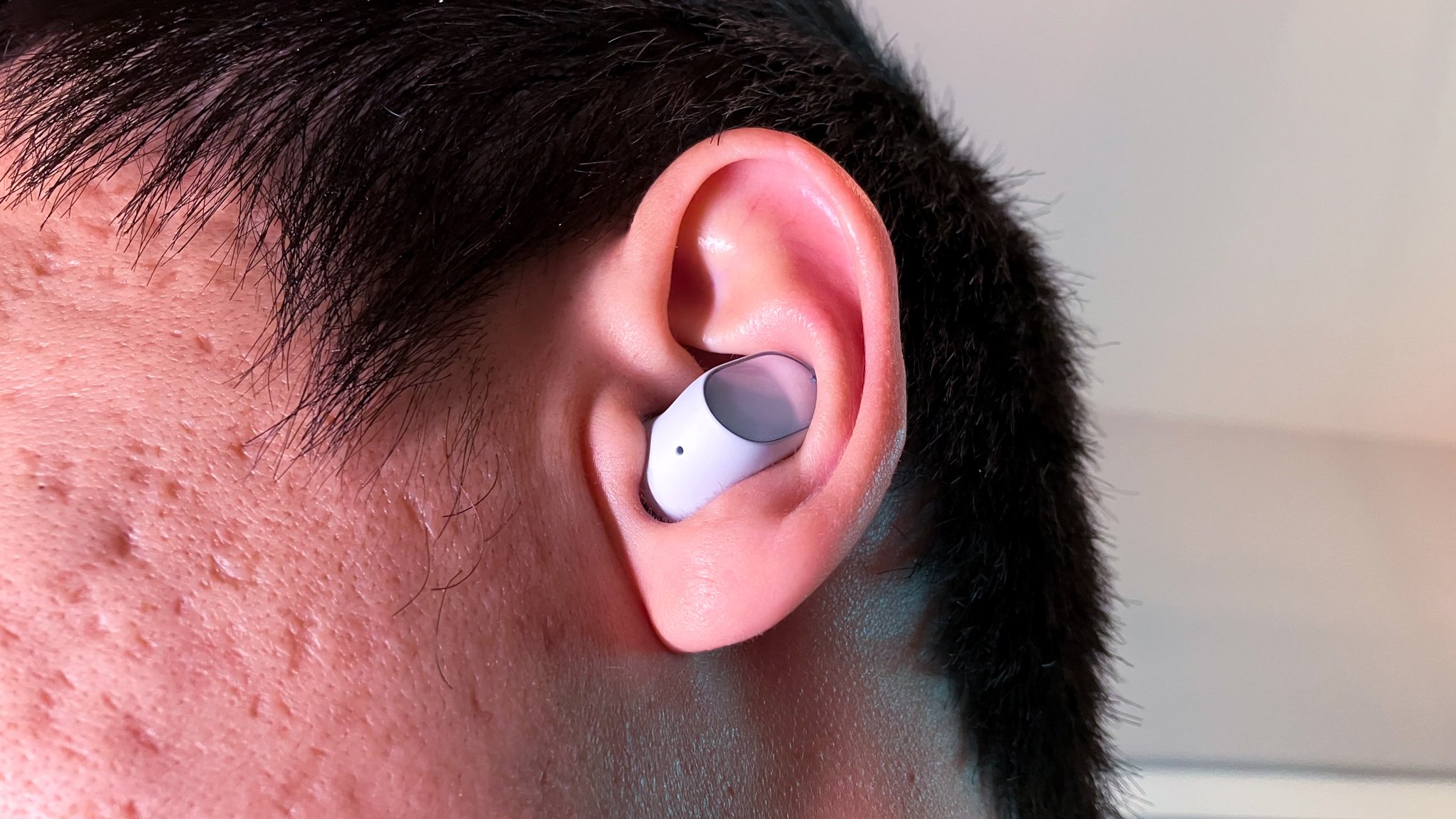 Redmi Earbuds in Ear.jpg