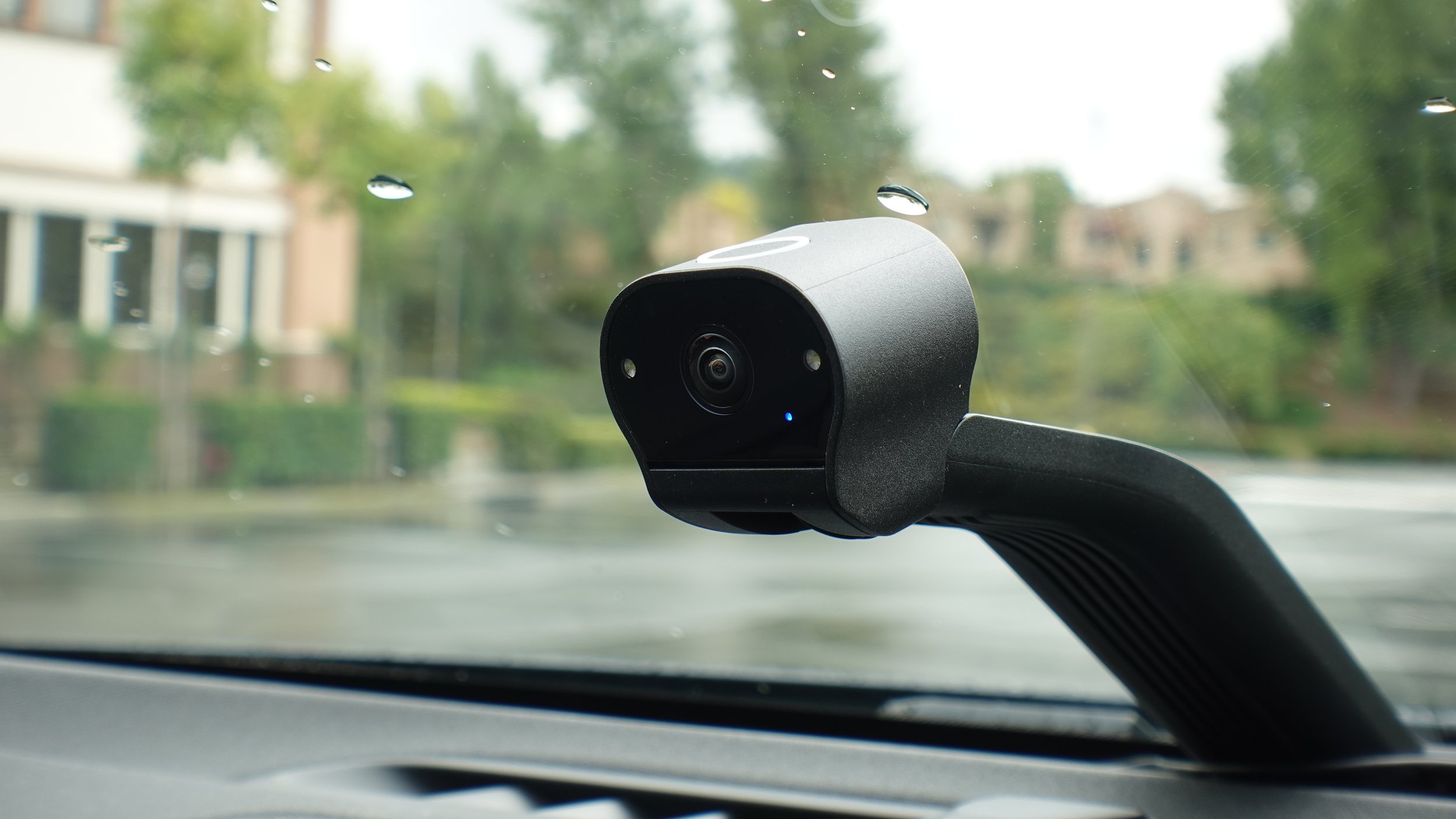 Ring Car Cam Review: Should You Buy It? 