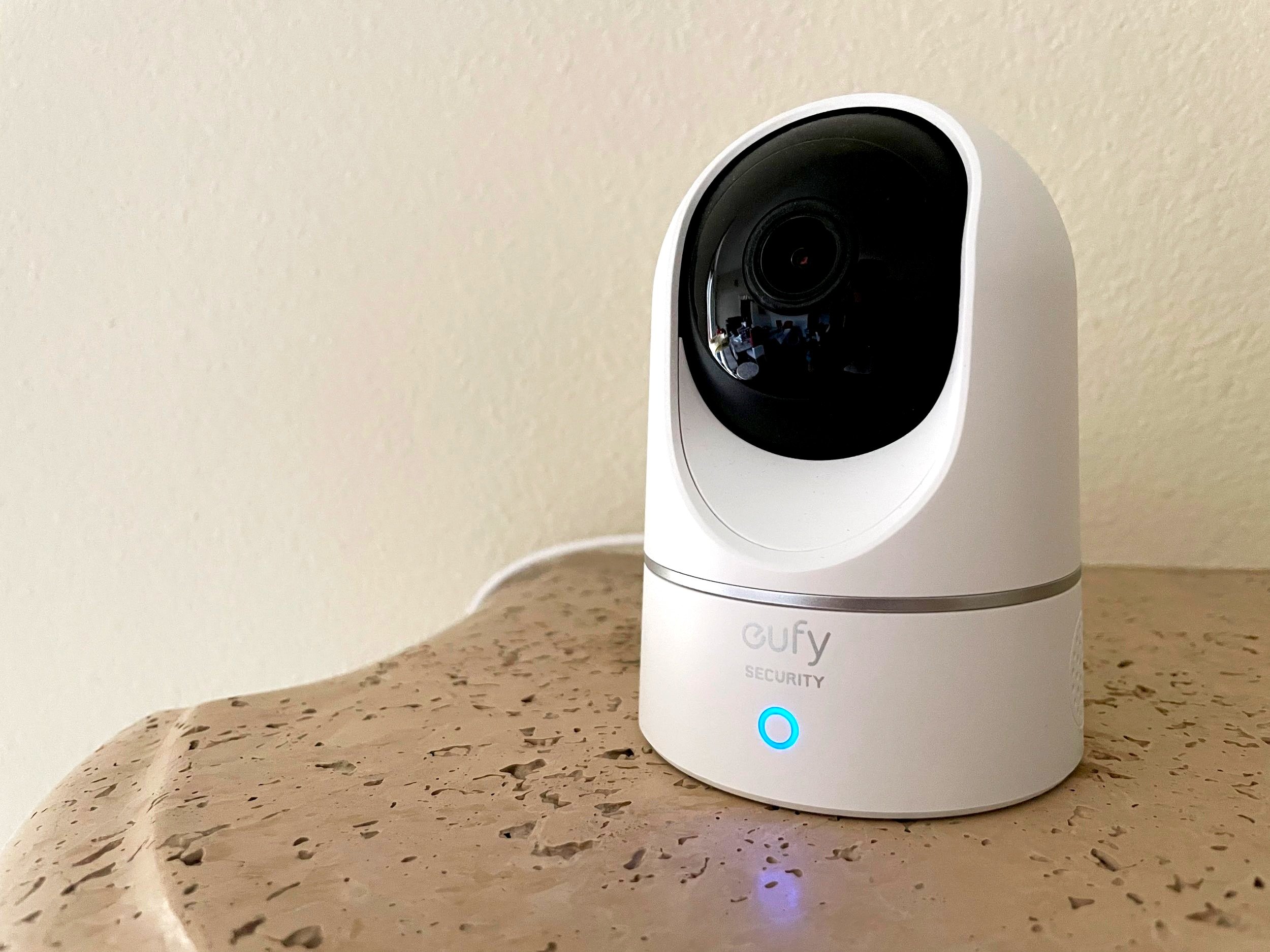 Eufy security cameras suddenly start showing live feeds to