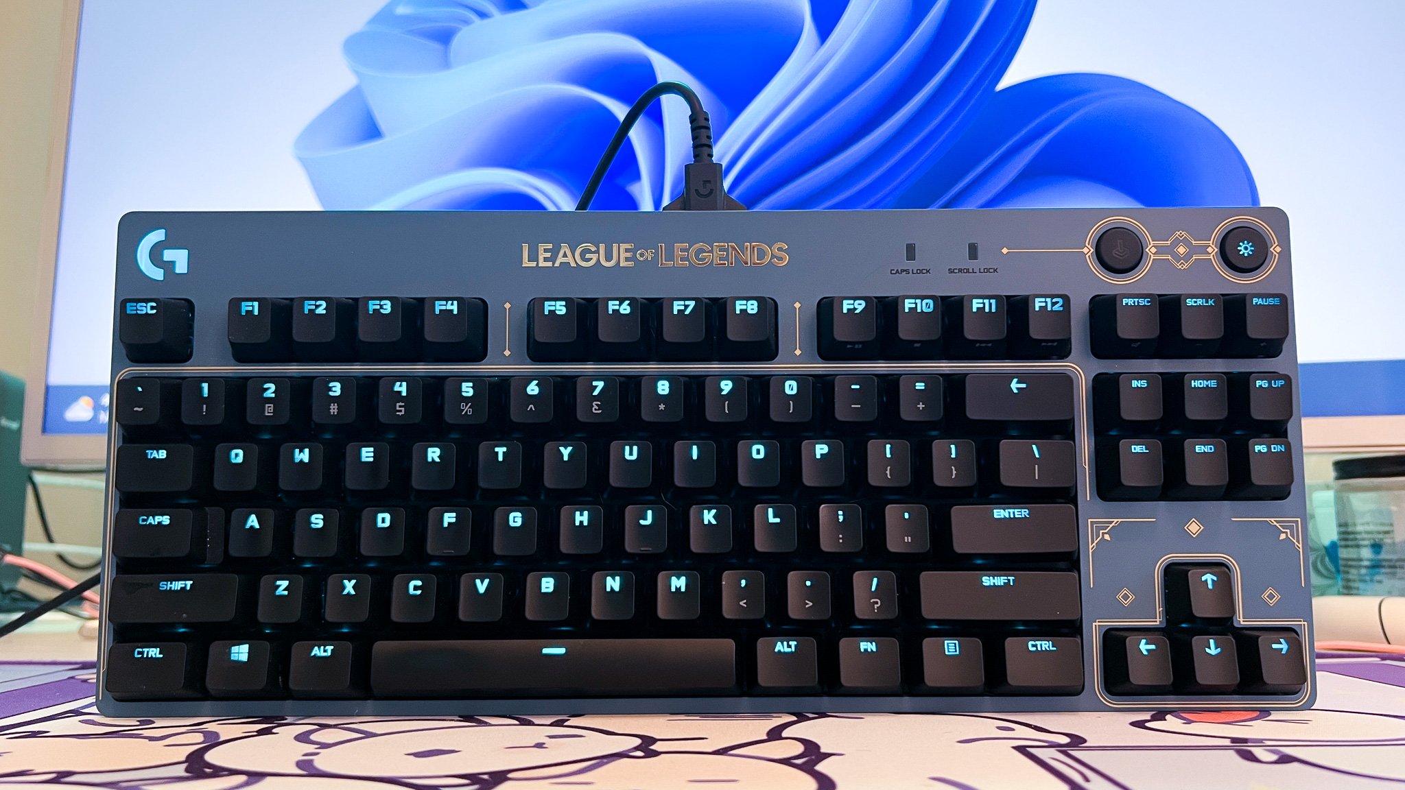 salt at forstå våben Logitech G PRO League of Legends Edition Mechanical Keyboard Review: Hits  the Spot — Sypnotix
