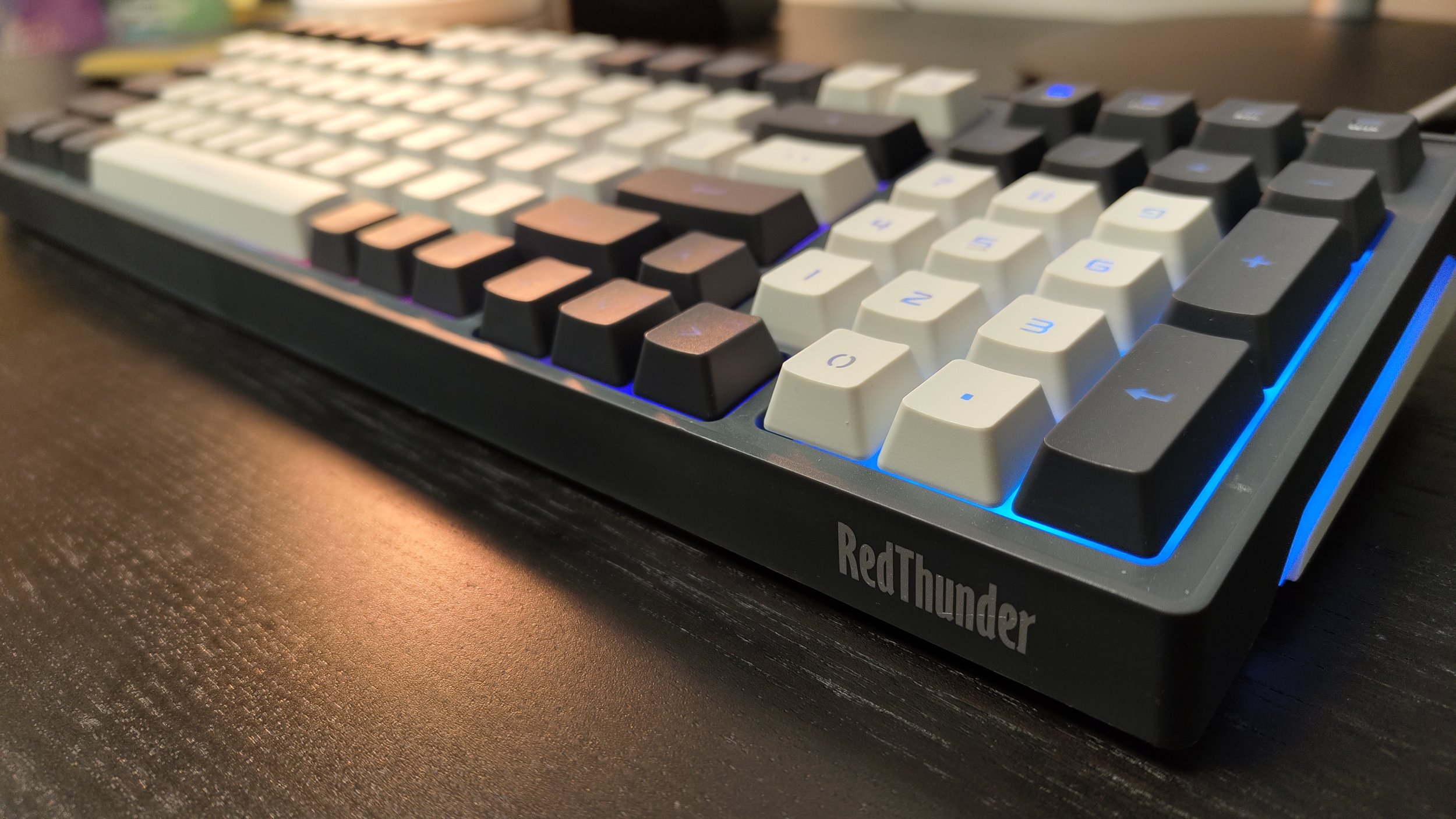 RedThunder K96 Gaming Does This Still Need To Exist? —