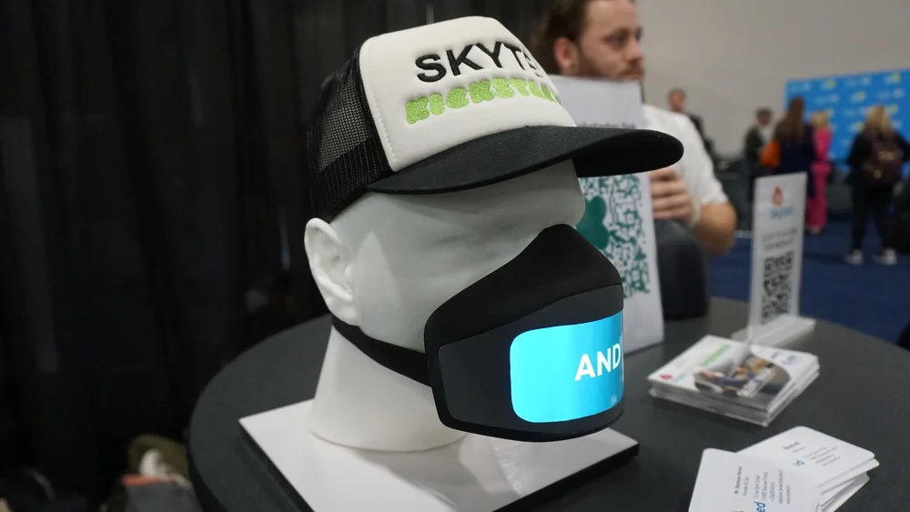 CES 2024: The Skyted Mobility Mask Allows Callers Privacy While Talking ...