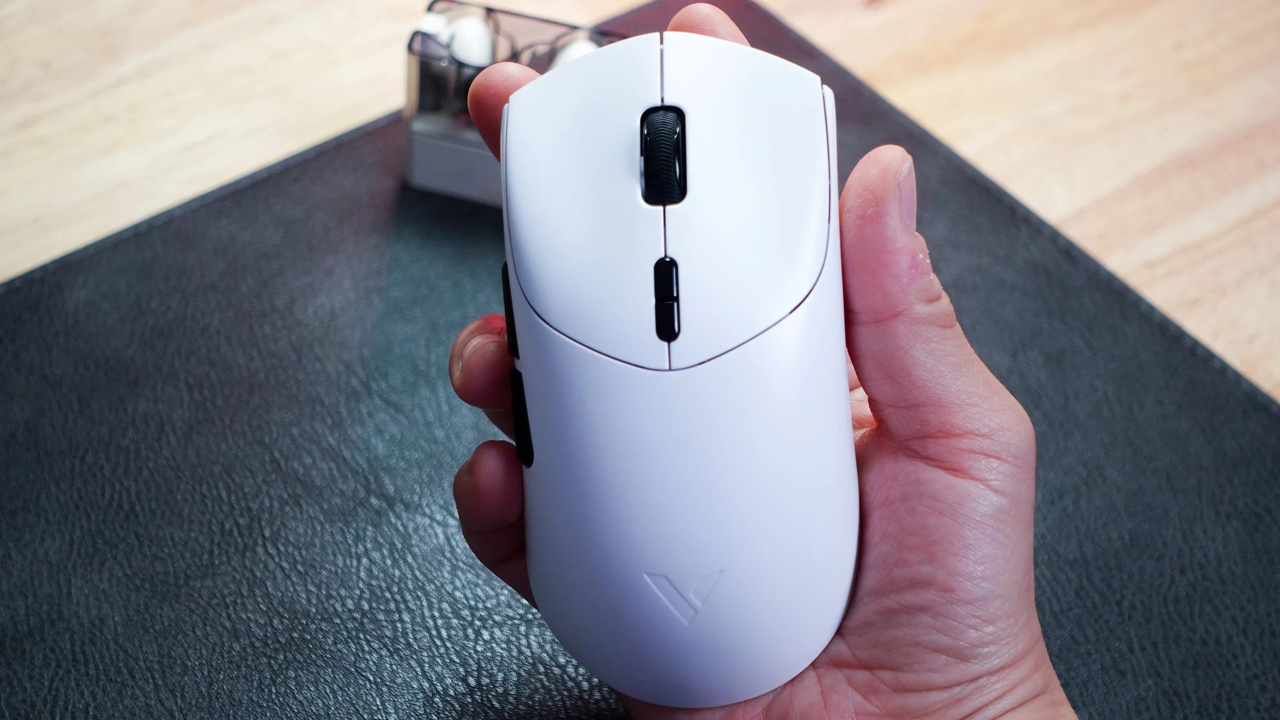 Image of the Rapoo VT7 Max Gen 2 mouse in a review by The Sypnotix