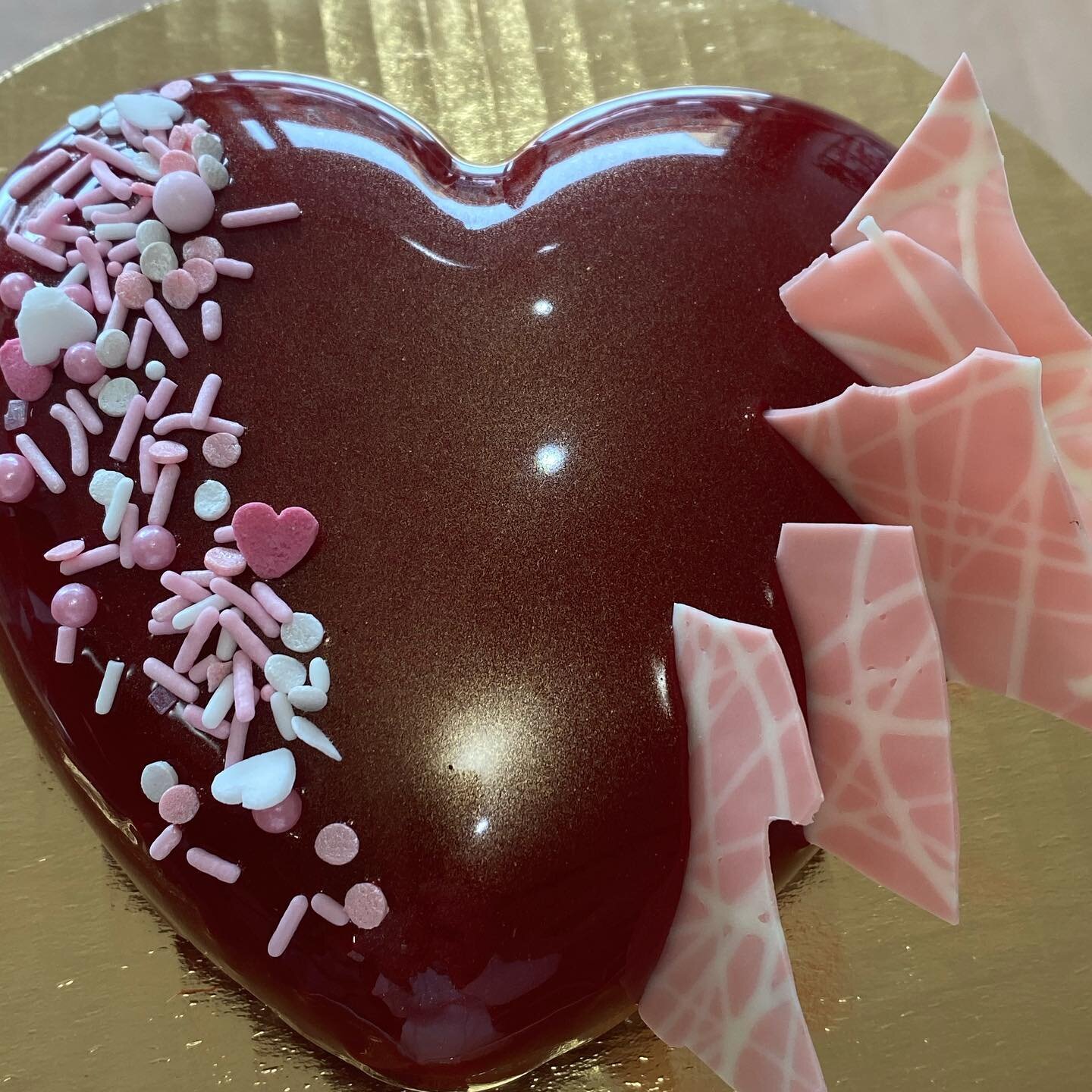 It&rsquo;s time for LOVE at SCBC! Valentines week is here again. Guys you know your gonna put off planning pretty much everything, so don&rsquo;t worry we got you covered. Covered in chocolate and sugar that is! Chocolate strawberries, chocolate stra