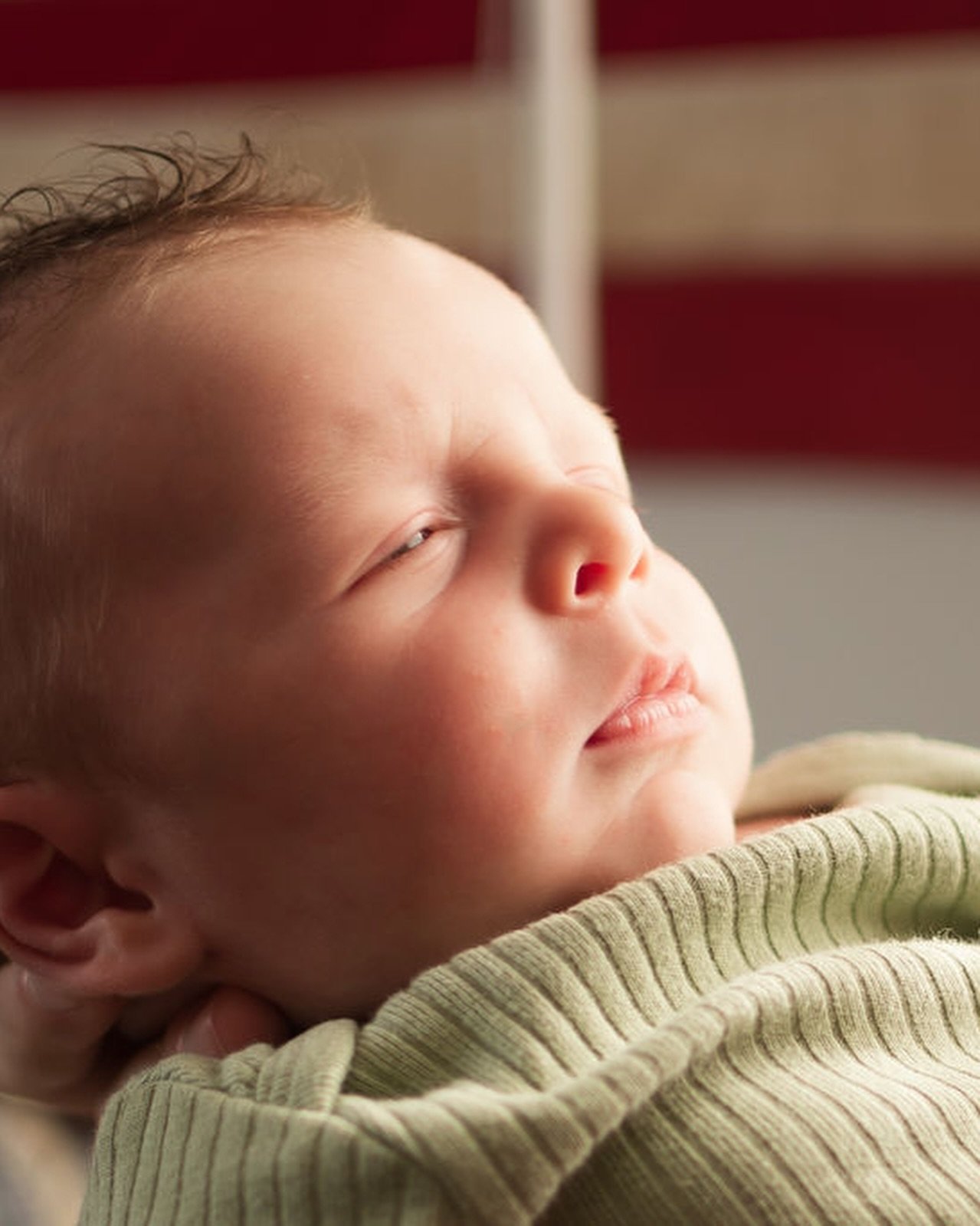 I can&rsquo;t be the only one who sees babies with those sleepy milk eyes and immediately want to hold them. 

This was right after baby K had a full belly. Milk, snuggles, and his mom - I mean, it&rsquo;s the baby trifecta. 

Having a baby this year