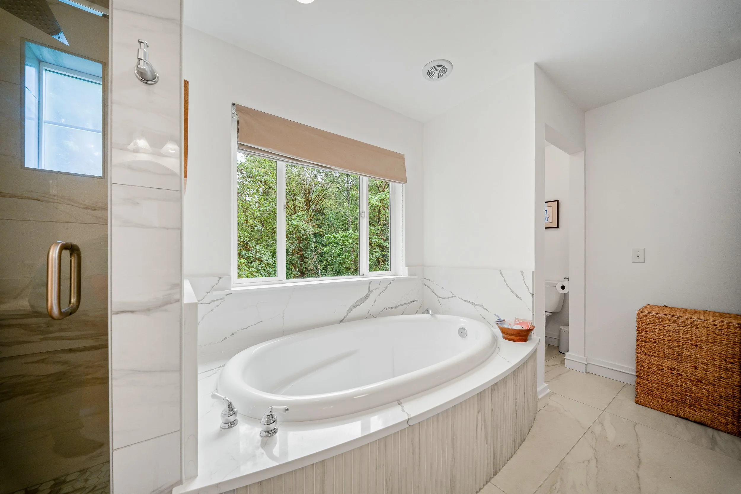 6127 Lemon Rd NE-064.jpg