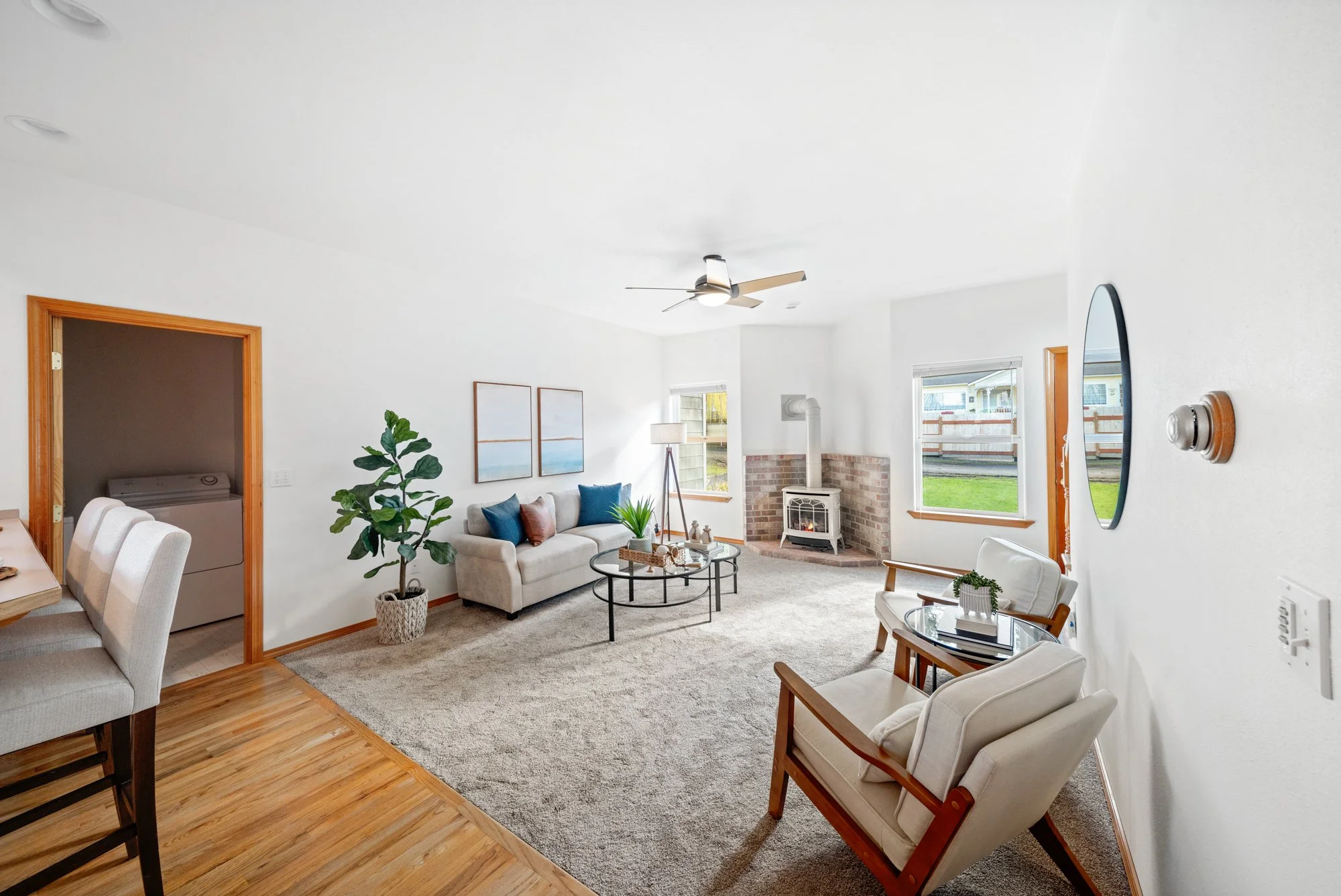 402 72nd Way NE-2.jpg