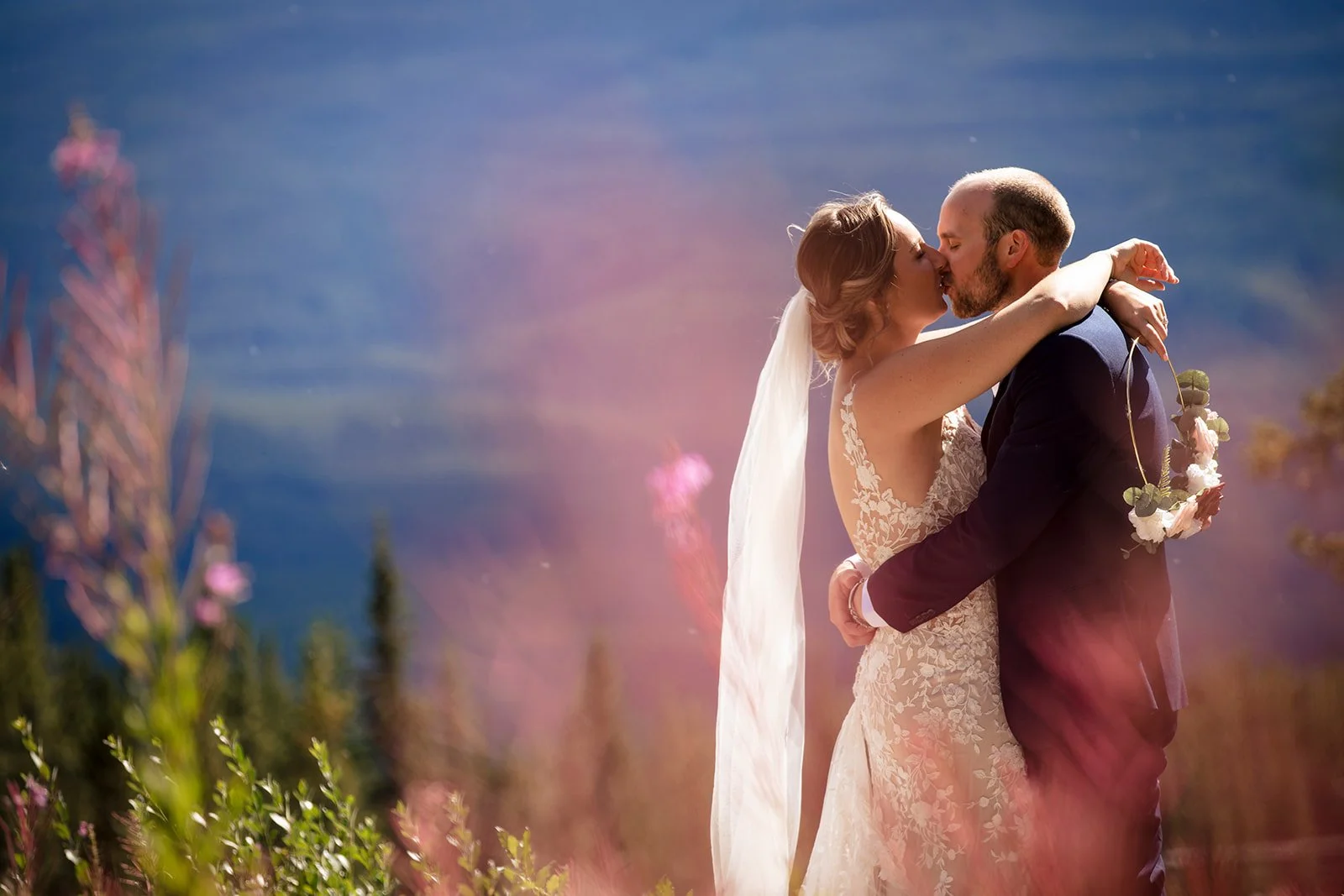 How to Choose the Perfect Flowers for Your Mountain Elopement