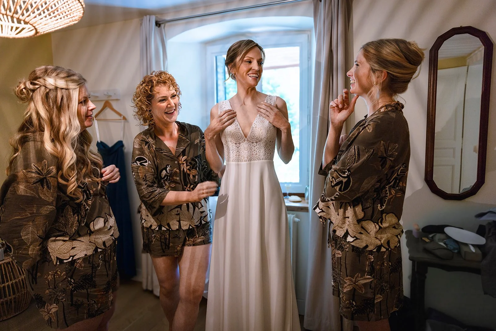 french-alps-wedding-in-haute-savoie-at-Ferme-de-Gy-captured-by-destination-wedding-photographers-Wild-Alpine-Image-Co.