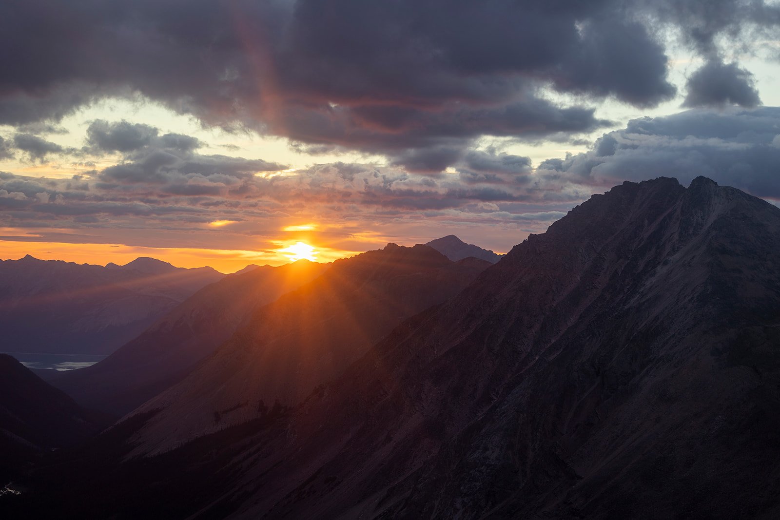 Rockies-Heli-sunrise-summer-heli-elopement-captured-by-the-recommended-photographers-Wild-Alpine-Image-Co.