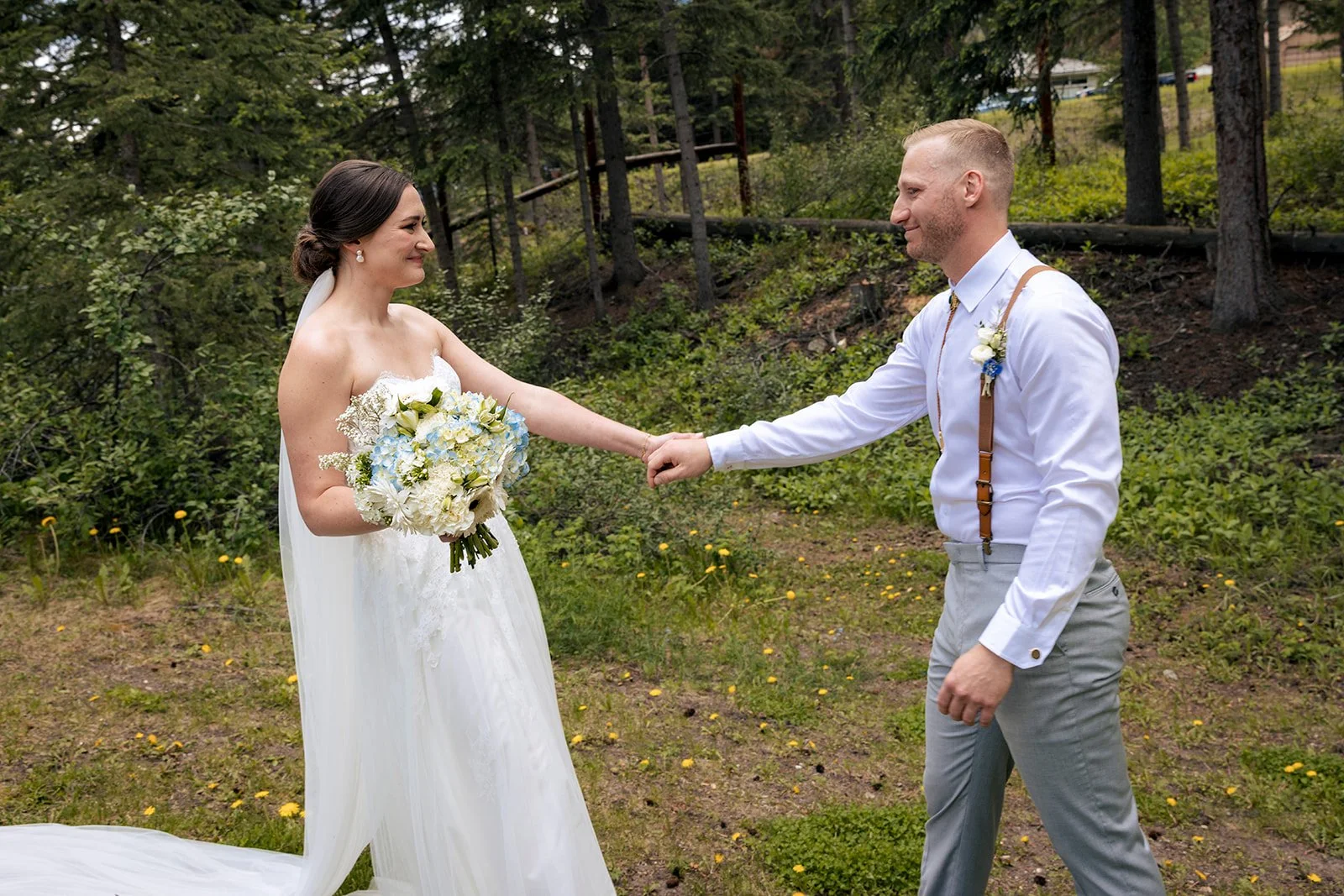 mountain elopement flowers captured by Banff's local wedding photographers Wild Alpine Image Co.