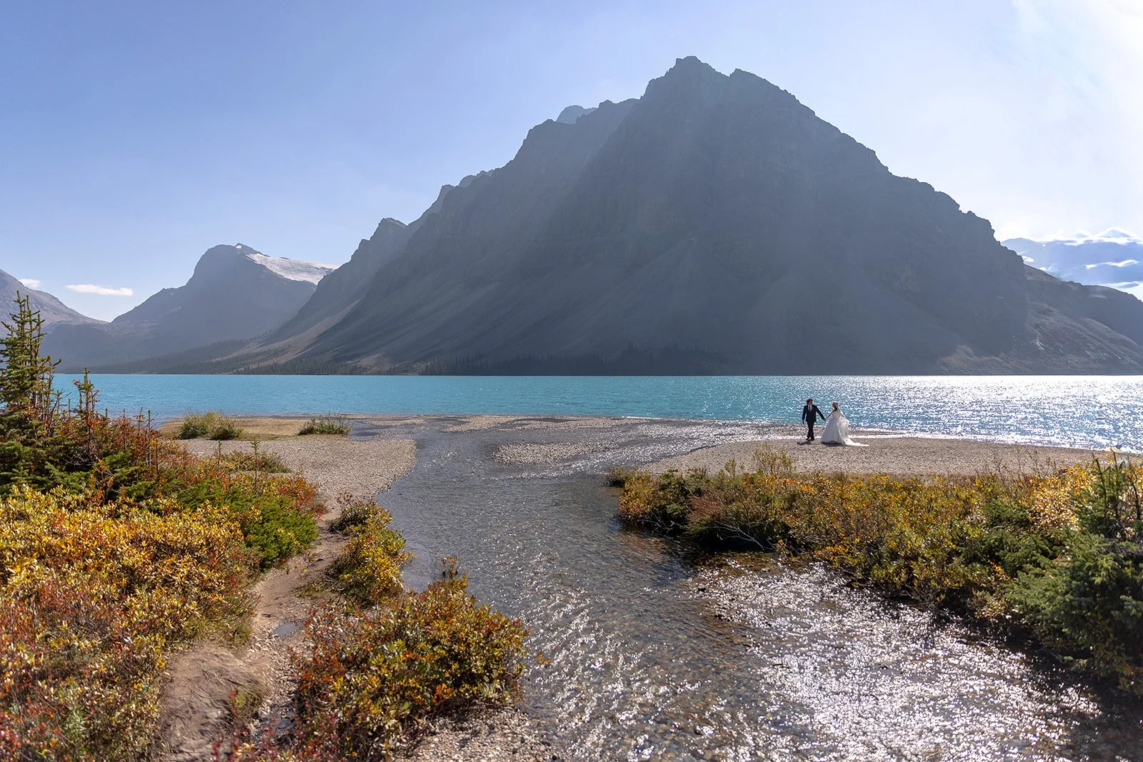 fall-heli-elopement-and-wedding-photos-at-Bow-Lake-with-local-Banff-adventure-heli-wedding-photographers-Wild-Alpine-Image-Co.