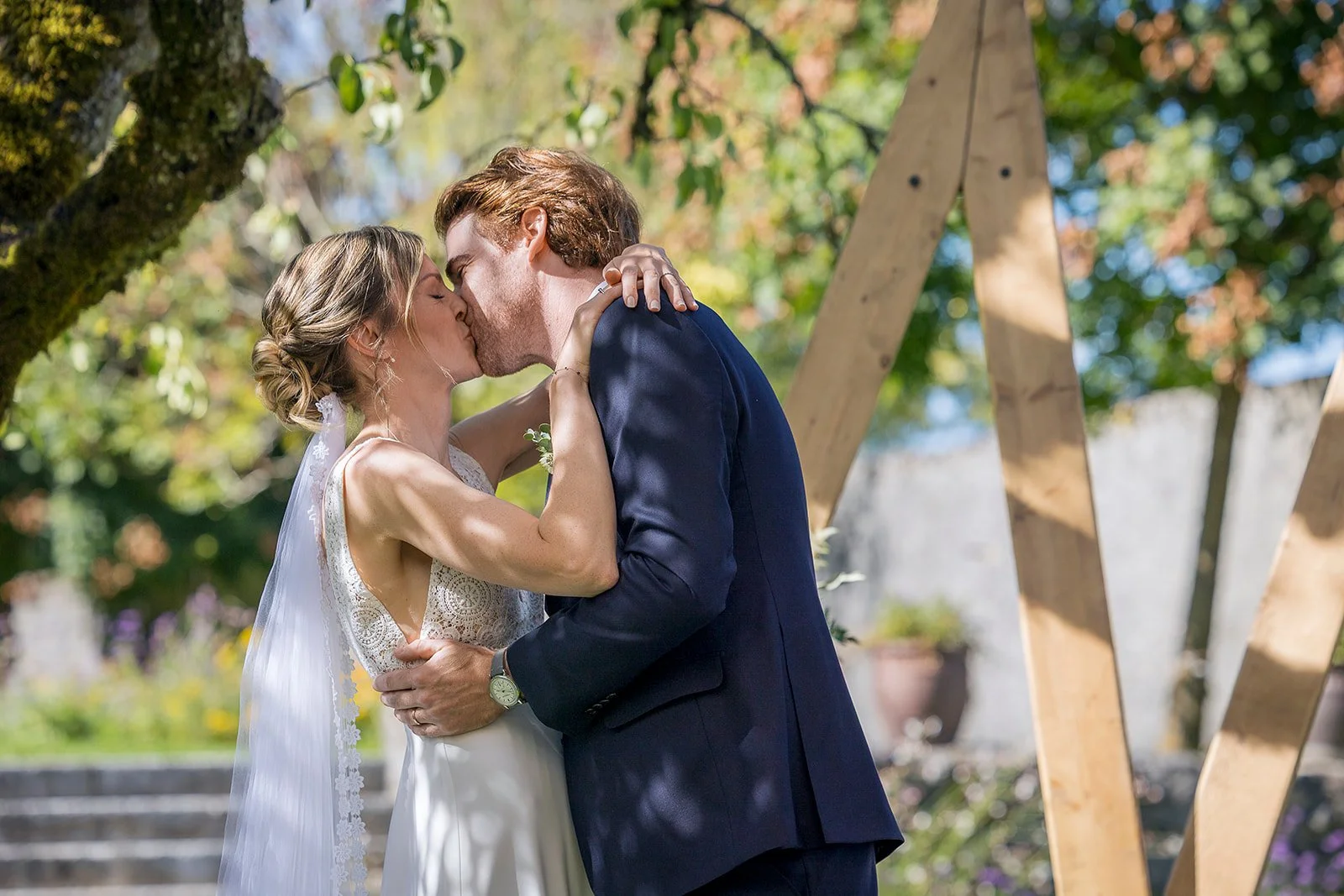ferme-de-gy-wedding-in-haute-savoie-at-Ferme-de-Gy-captured-by-destination-wedding-photographers-Wild-Alpine-Image-Co.