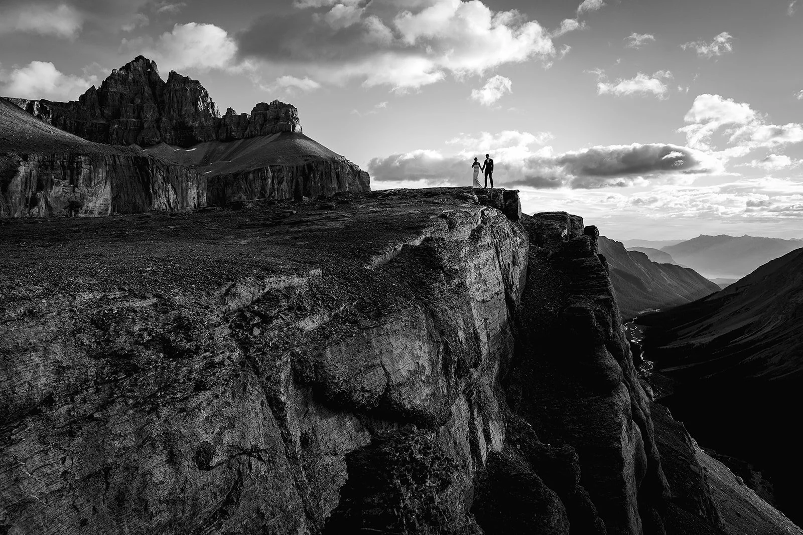 Rockies-Heli-sunrise-summer-heli-elopement-captured-by-the-recommended-photographers-Wild-Alpine-Image-Co.