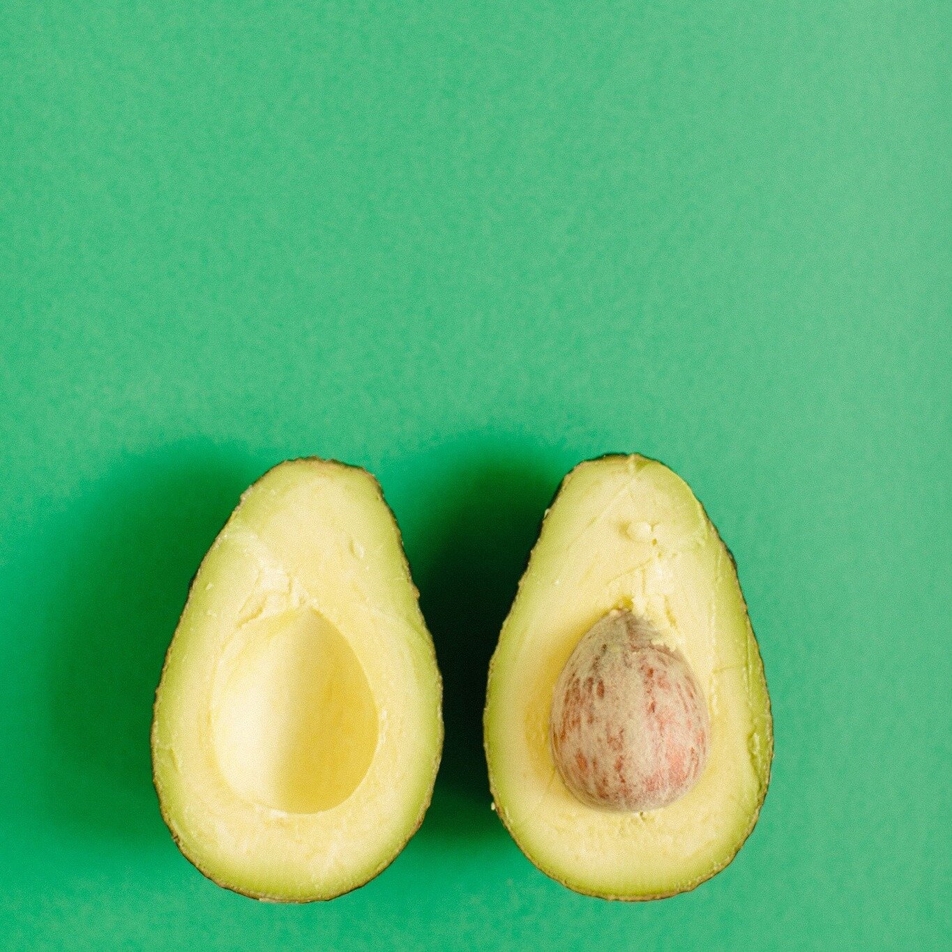How is the Midlife Metabolism Refresh different from keto?
 
The Refresh is based on metabolic science and focuses on cutting out foods that will spike your blood sugar, such as refined carbohydrates and sugar. 
 
This is a similar approach to other 
