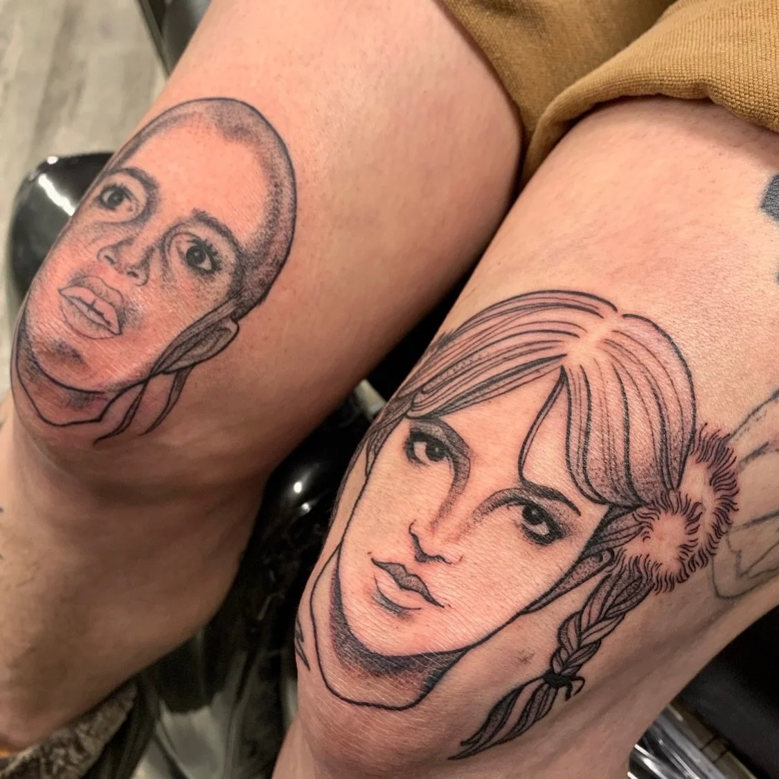 Britt-knees 💅 💕 done by @dumb_baby_tattoo @serpentmoonpgh  #ladytattooer #pittsburghtattooer