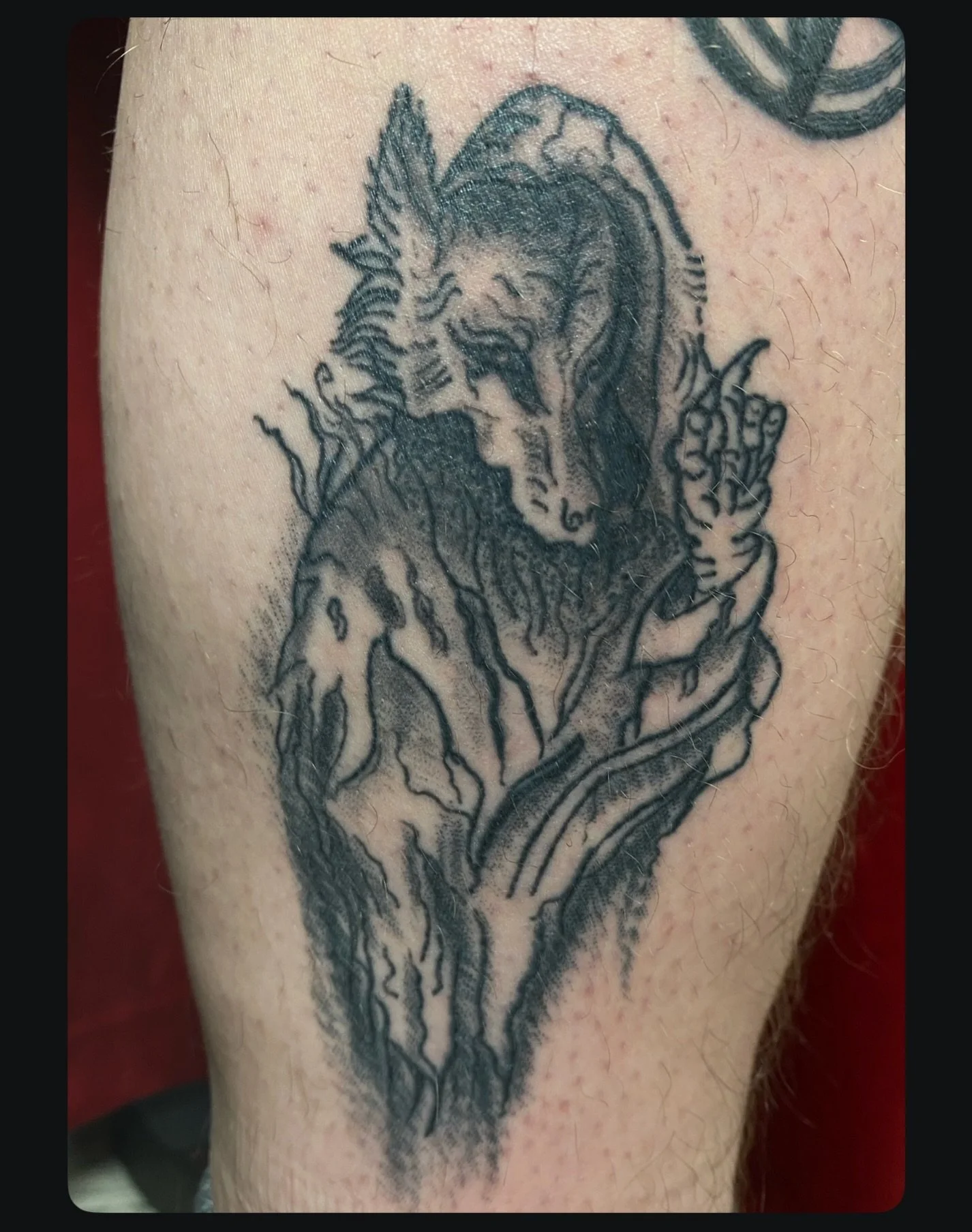 Tattoo from @ofaeblood Based off a statue she found in Prague. 🖤🖤🖤 

#pittsburghtattooer #ladytattooer #fantasytattooer #pittsburghtattooartist