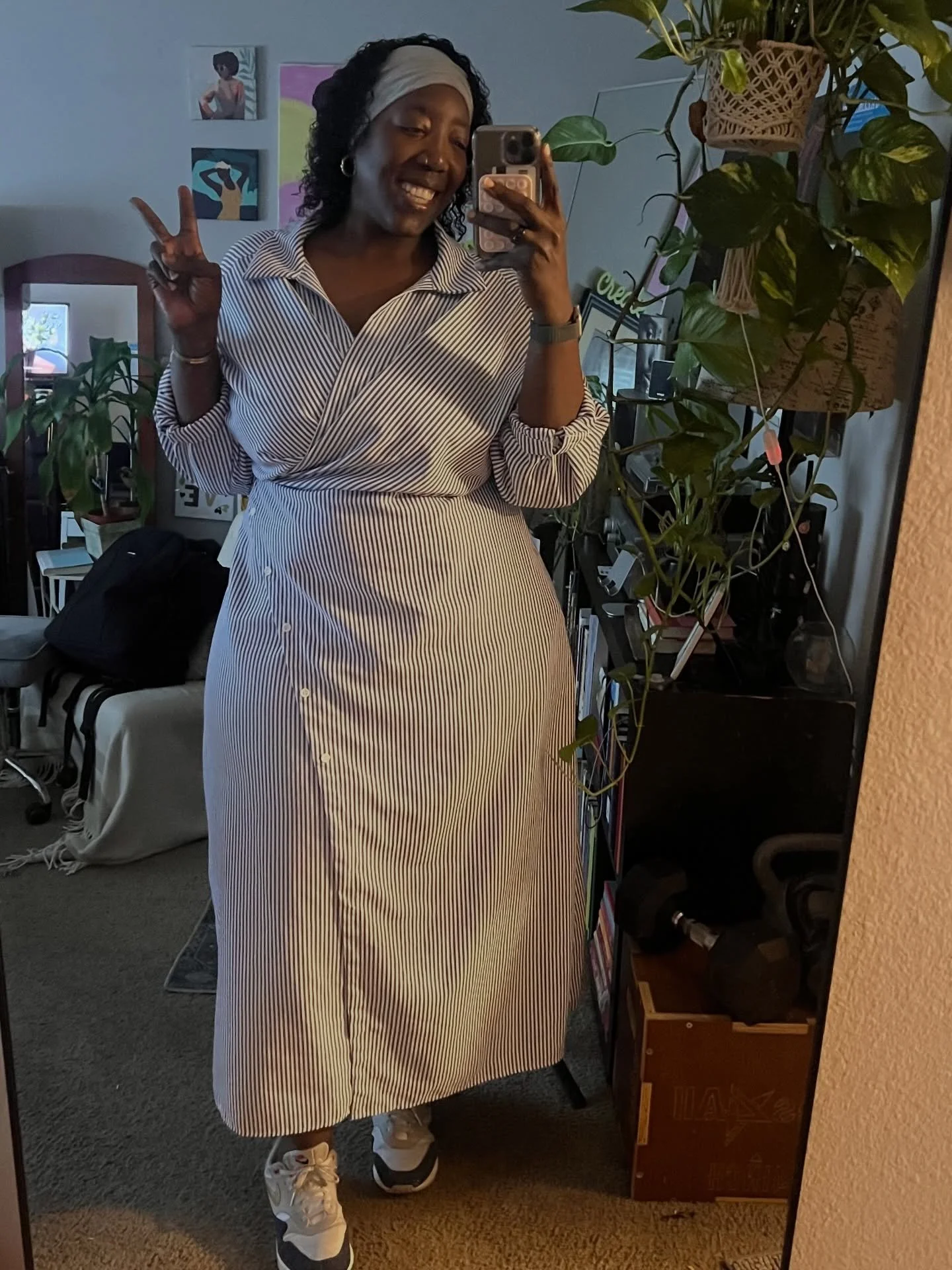 Lately life has been asking me to slow down.

My knee has been giving me trouble, workouts haven&rsquo;t looked the same, and honestly&hellip; I&rsquo;ve been quieter than usual.

But I&rsquo;m still here.
Still choosing myself.

Some seasons look li