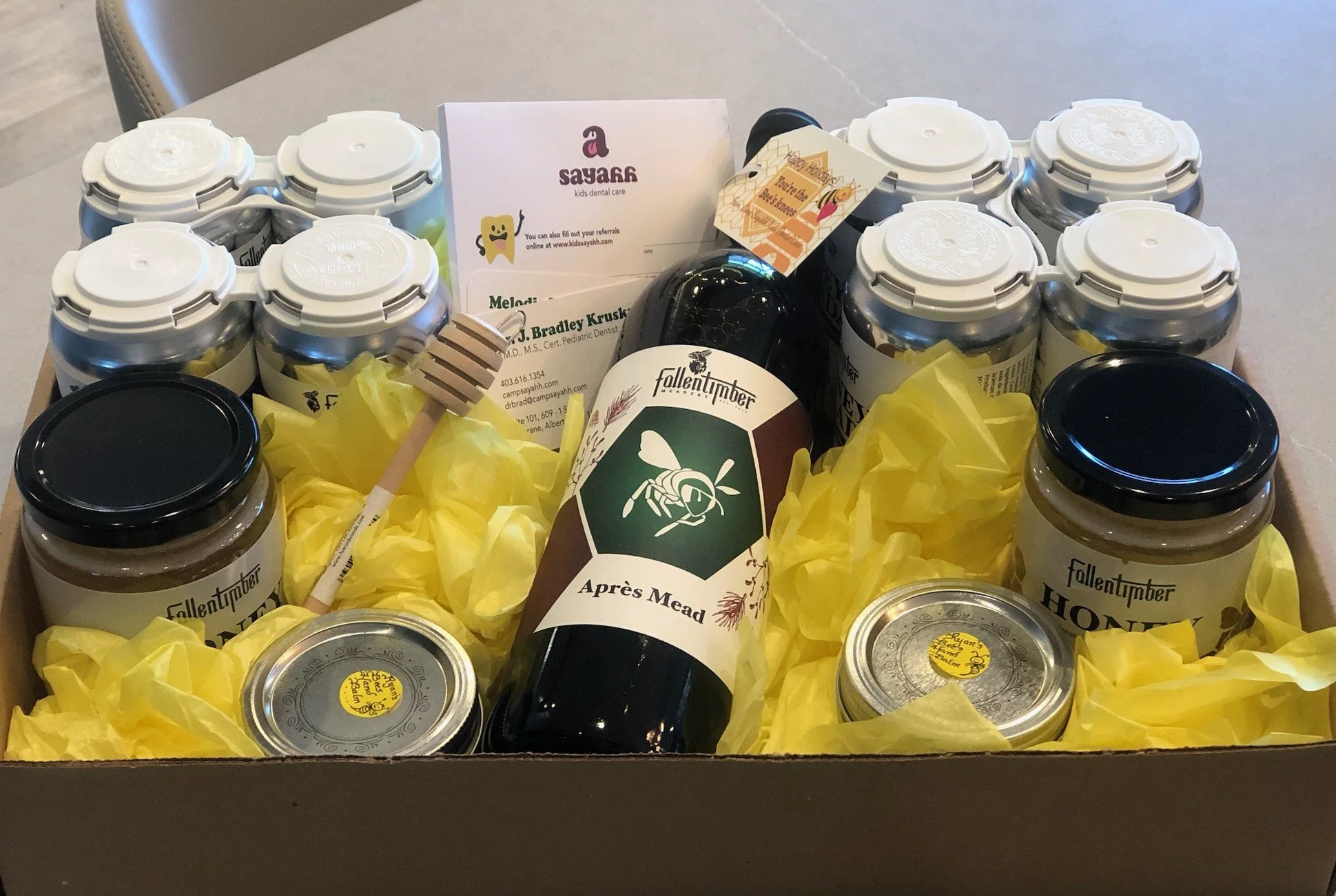 Thank you @campsayahh for the box full of goodies!