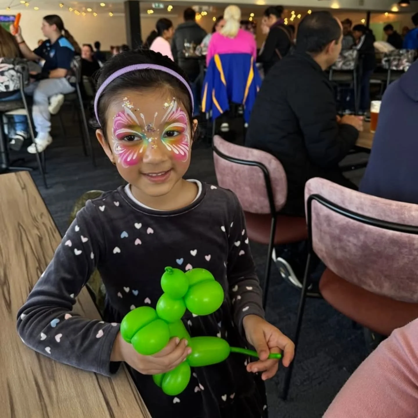 Had a blast face painting at Ingleburn Bowling Club's Harley Davidson giveaway event! Great atmosphere for kids, live music (that 🎷 was lit) and tasty food. Thanks for the fun 😁