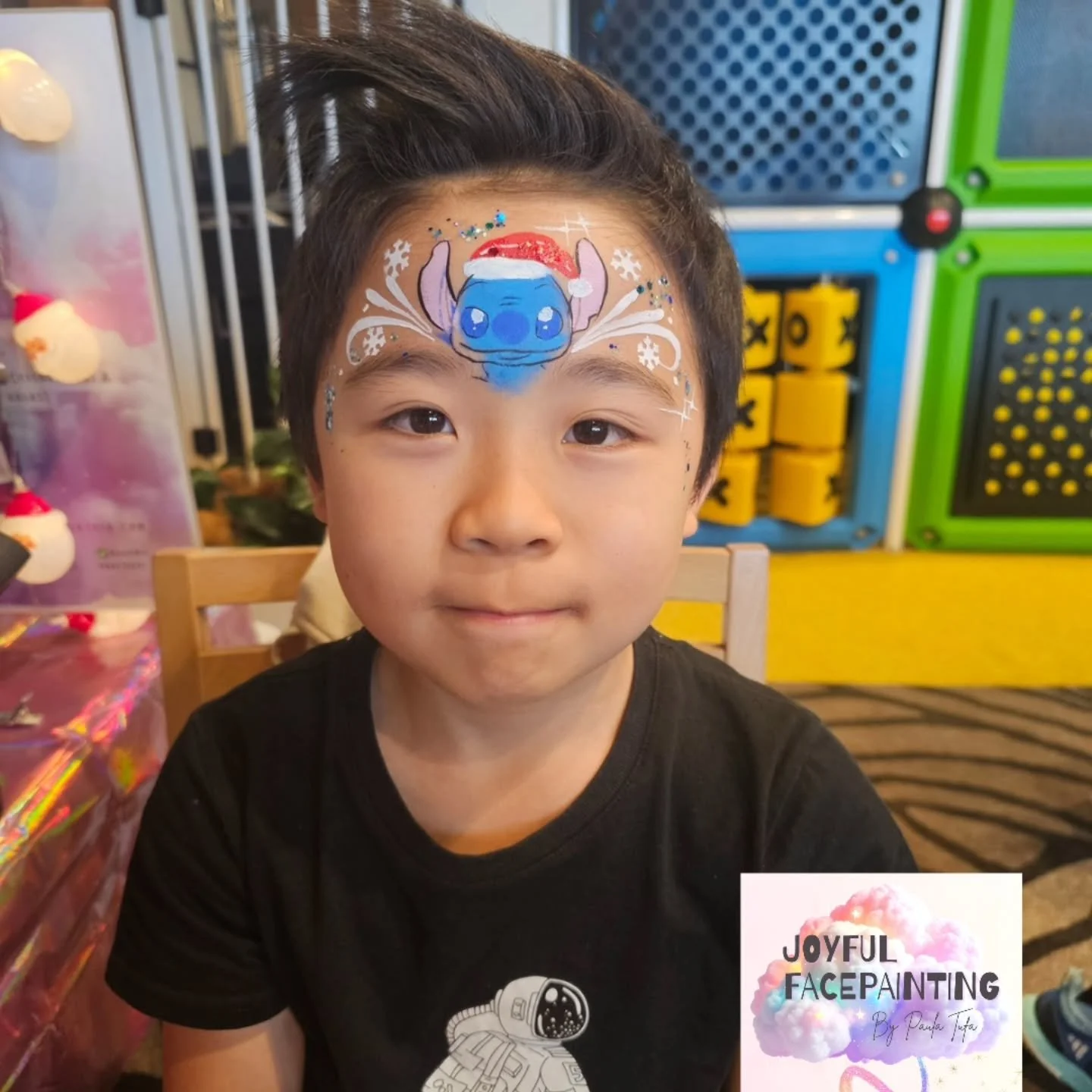 Merry Christmas! 🎄✨
A few OTJ face paints today for a festive gig. Busy, joyful, and had to movvveee fast! 😎💨 So many gorgeous little faces and lots of requests for:
❄️ Snow Queen Crown
🧵 Stitch
☃️ Olaf
🦄 Christmas Unicorn Crown
🎅🎄❤️
Nothing b