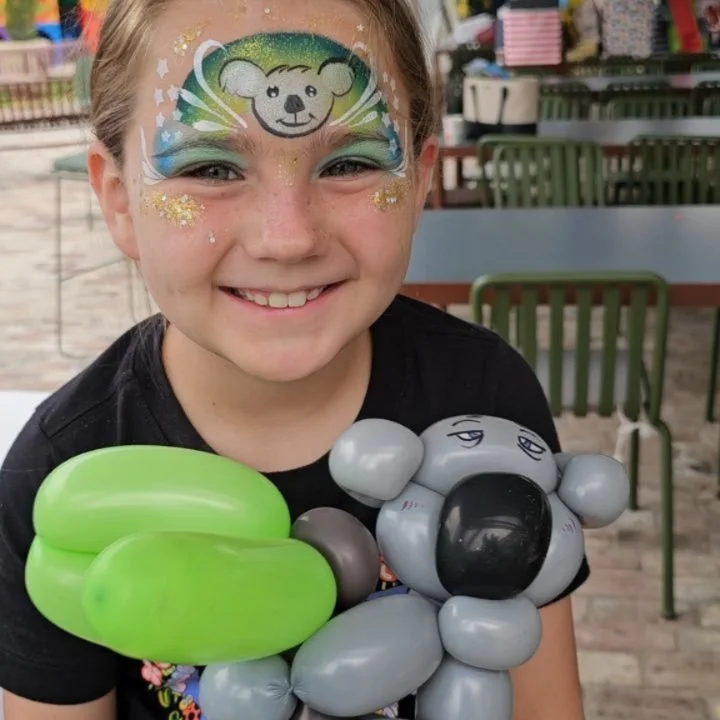 Another amazing gig 😁 45 kids in 4 hours today and I was totally energized by it. Not only were people celebrating and happy 🐨🐨🇦🇺🇦🇺 but we had a fantastic live band belting out classics. There was also an incredibly skilled balloon twister @ac