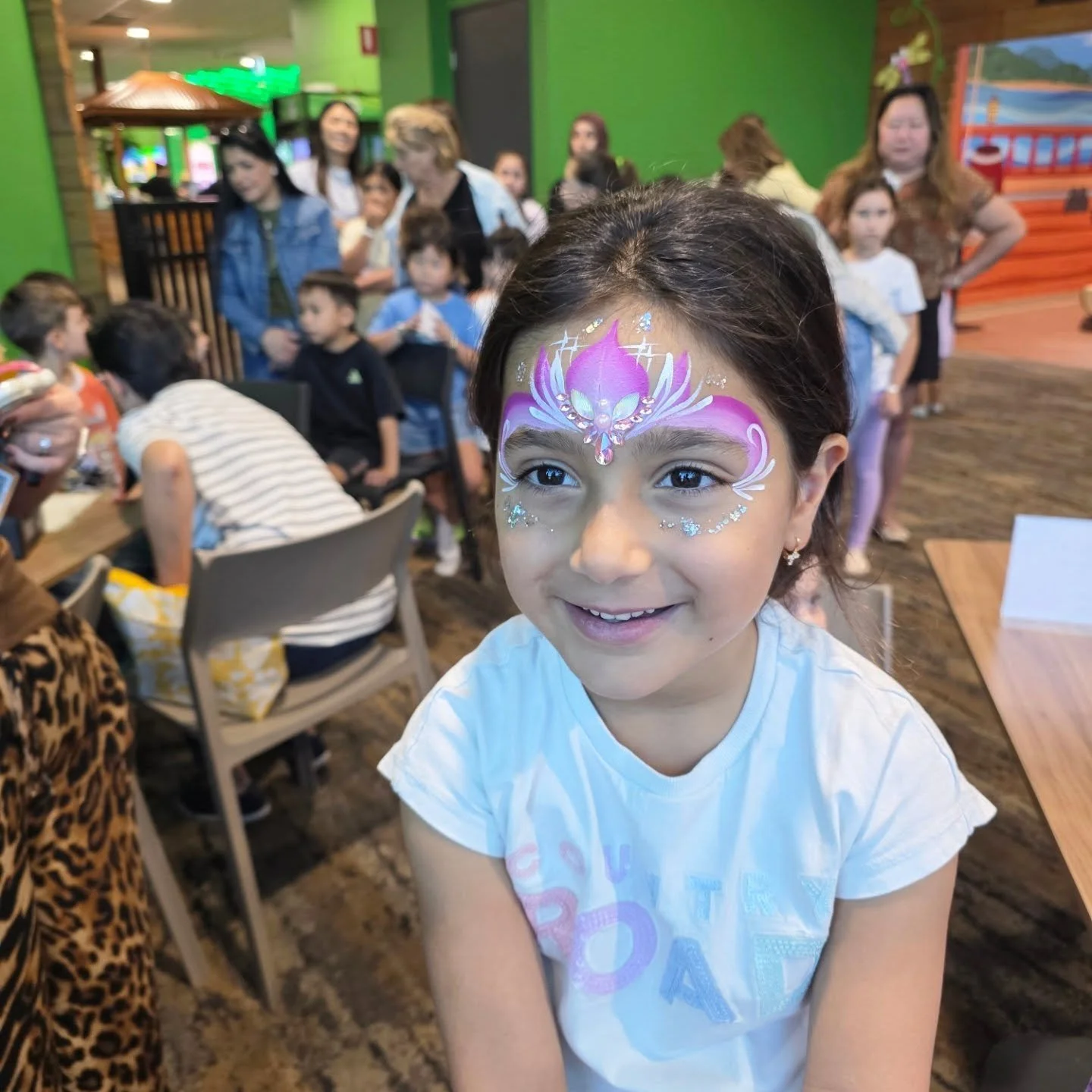 Happy 5yrs of major fun @mountiesclub 💫🥳🥳🥳🎉🎉🎉🎉The kids had a blast with balloon twisting, games and facepainting. Had to move super quick - over 100 kids to get through 🩷🩷🩷💪💪💪💪💪 did a carebear dress up today with a big pink bow 🎀🎀🎀