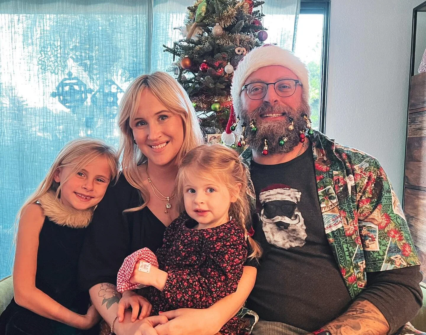 Wishing everyone a merry Christmas &amp; very happy new year!