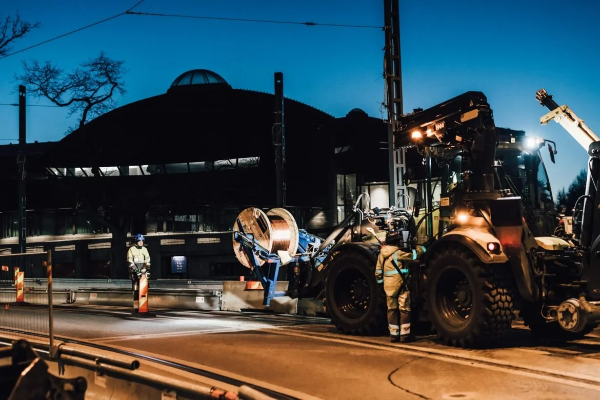 Financial control in construction project with Zone Sight software – cloud managed service, a digital workspace for collaborationBenefit from transparent information regarding project progress and associated costs. Approve payments after work has be…