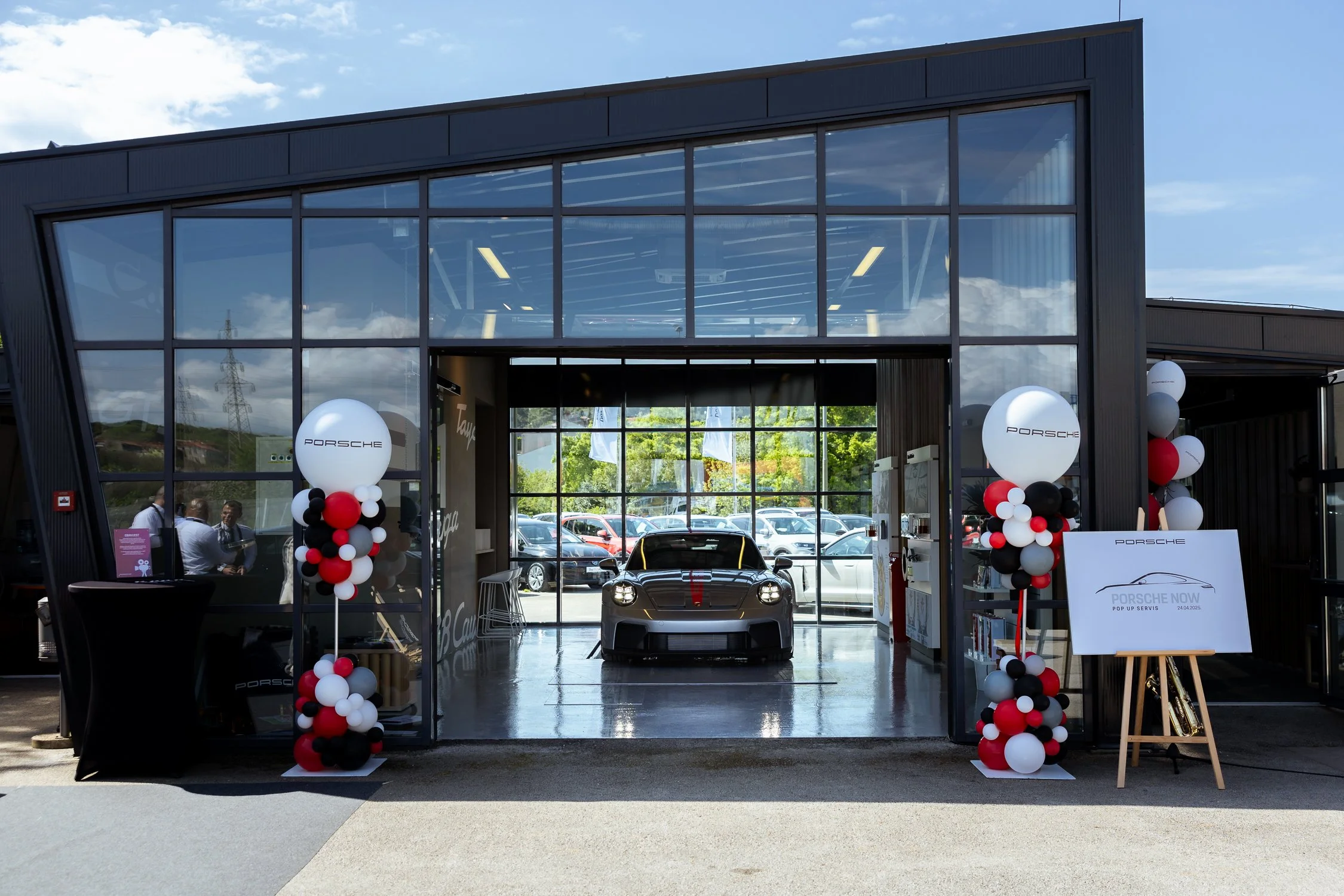 Porsche_pop-up service_24.4.2025-51.jpg