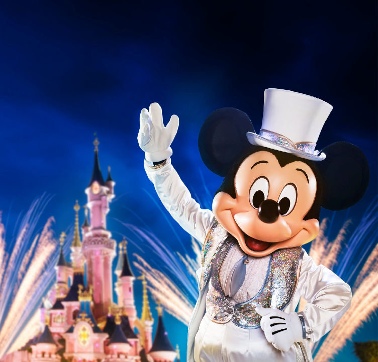 Disneyland Mickeys Christmas Party 2022 New Year's Eve Party] To Celebrate The Arrival Of 2022, Disneyland Paris  Promises To Shine Brightly! — Dlrpfans