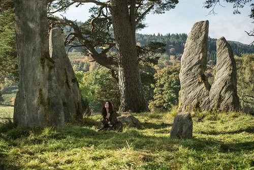 Stones In Outlander Where Is The Outlander Stones Location (& Other Top Questions Answered ...