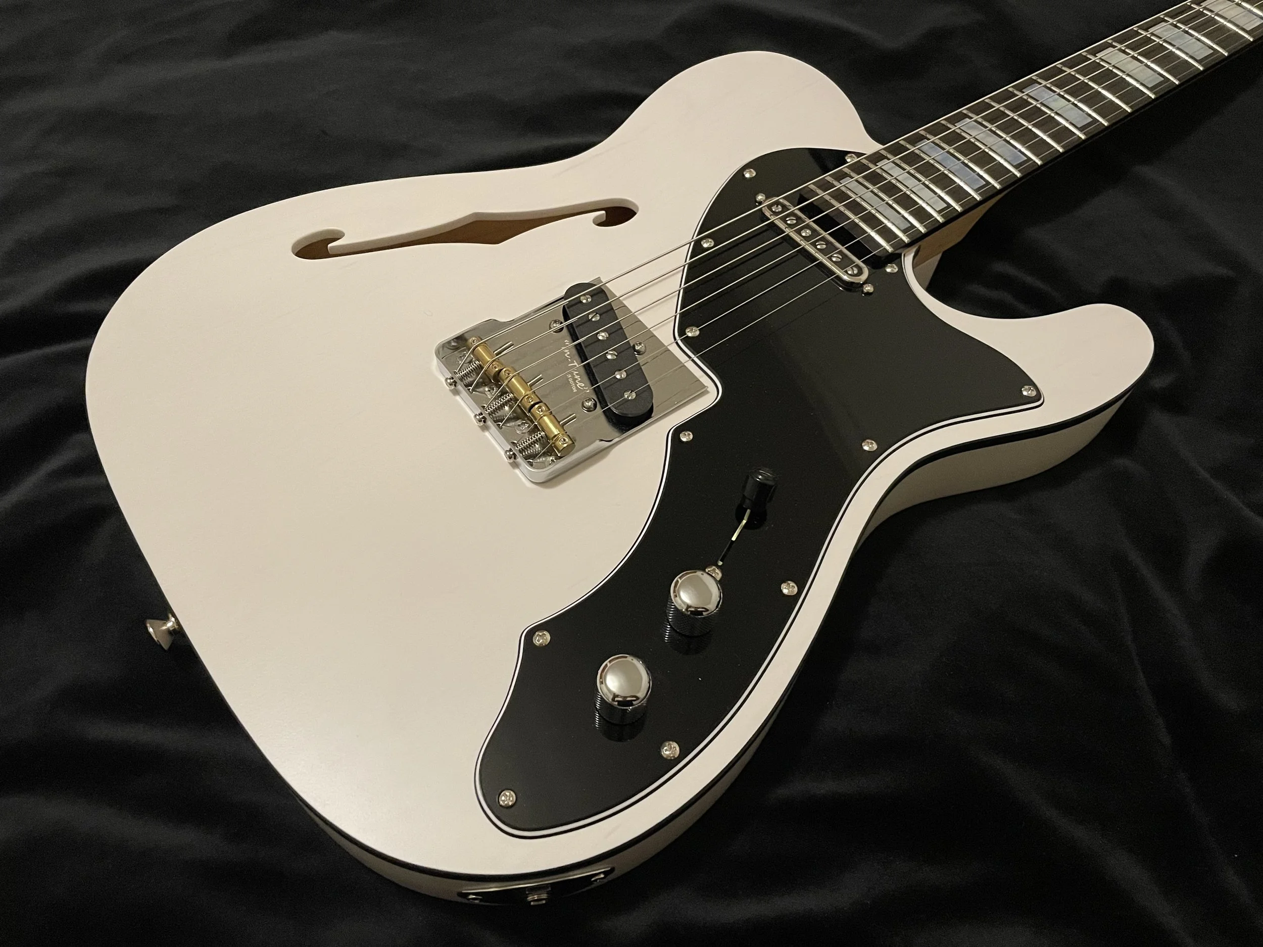 027 - Classic Thinline