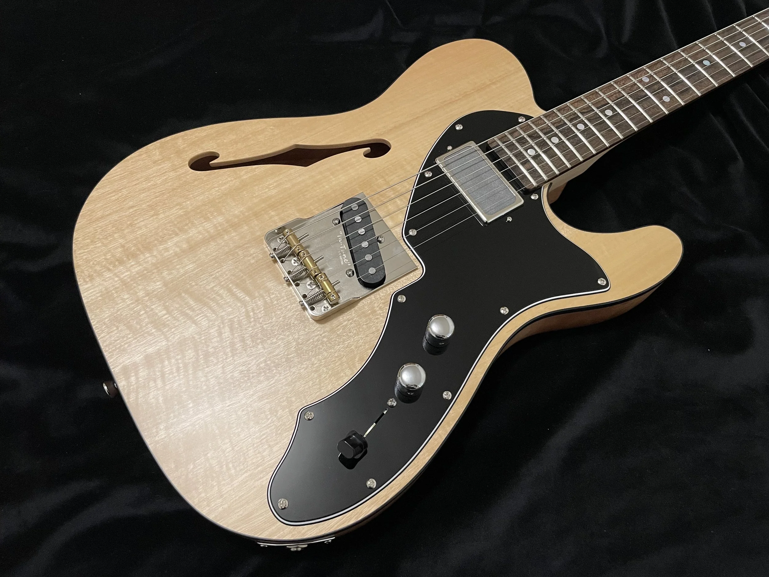 025 - Classic Thinline